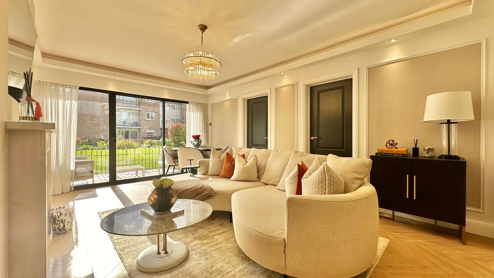 2 bedroom apartment flat/apartment Sold in Coventry - Photograph 5.