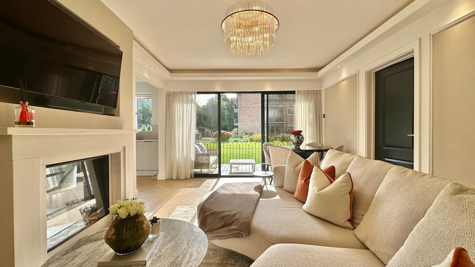 2 bedroom apartment flat/apartment Sold in Coventry - Photograph 6.