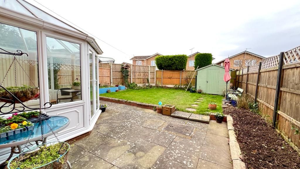 3 bedroom link detached house Sold in Coventry - Photograph 13.
