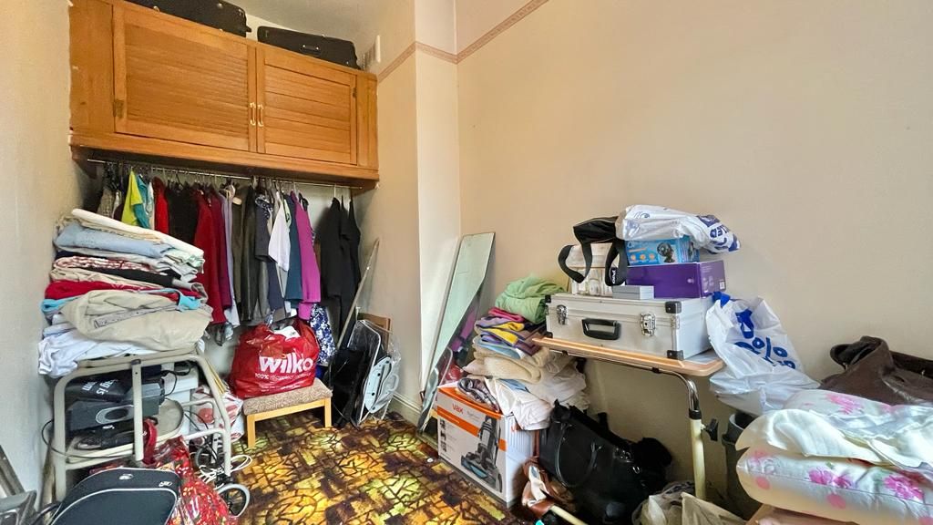 3 bedroom mid terraced house Sold in Coventry - Photograph 11.