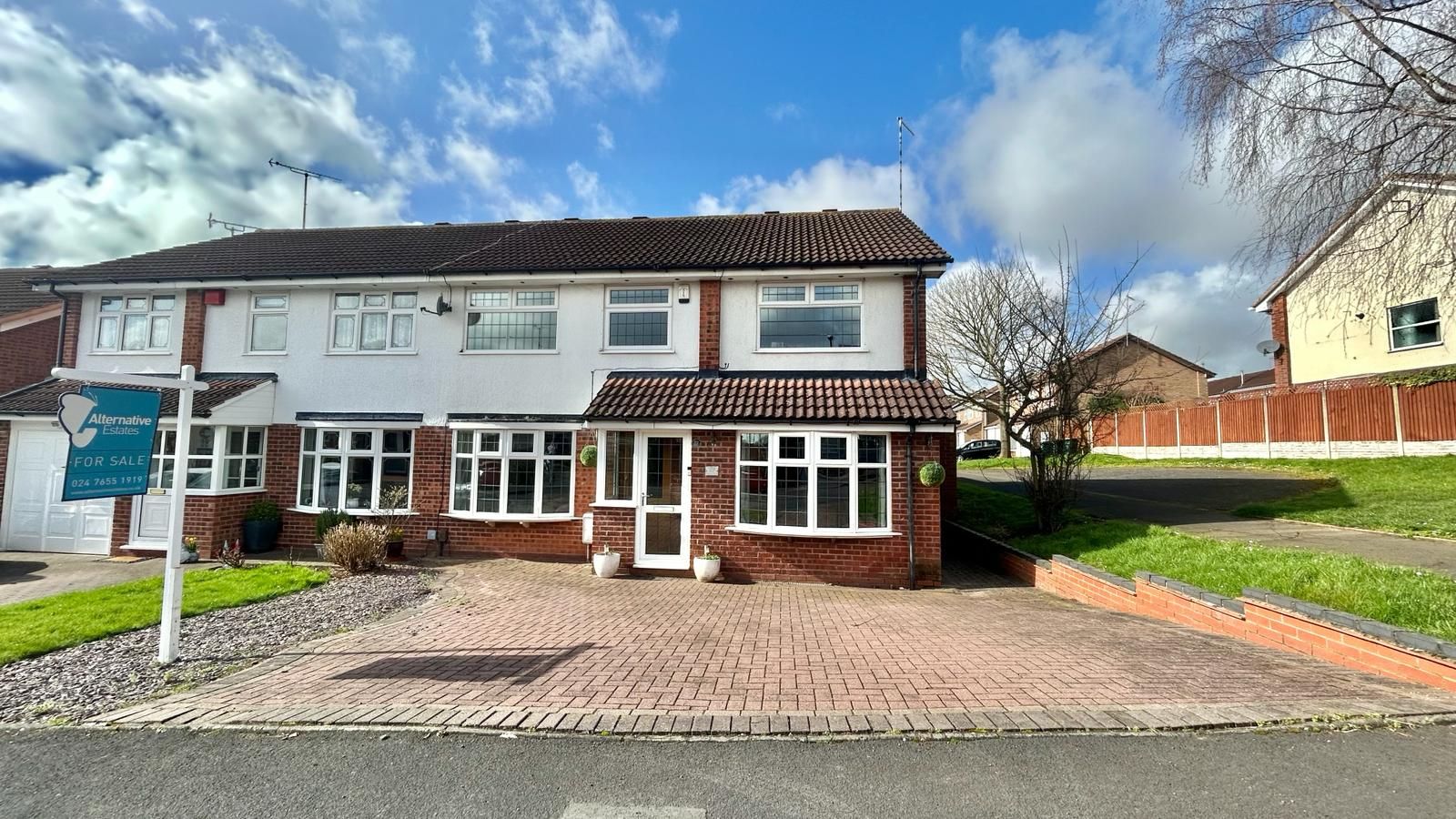 4 bedroom semi-detached house Sold in Coventry - Photograph 1.