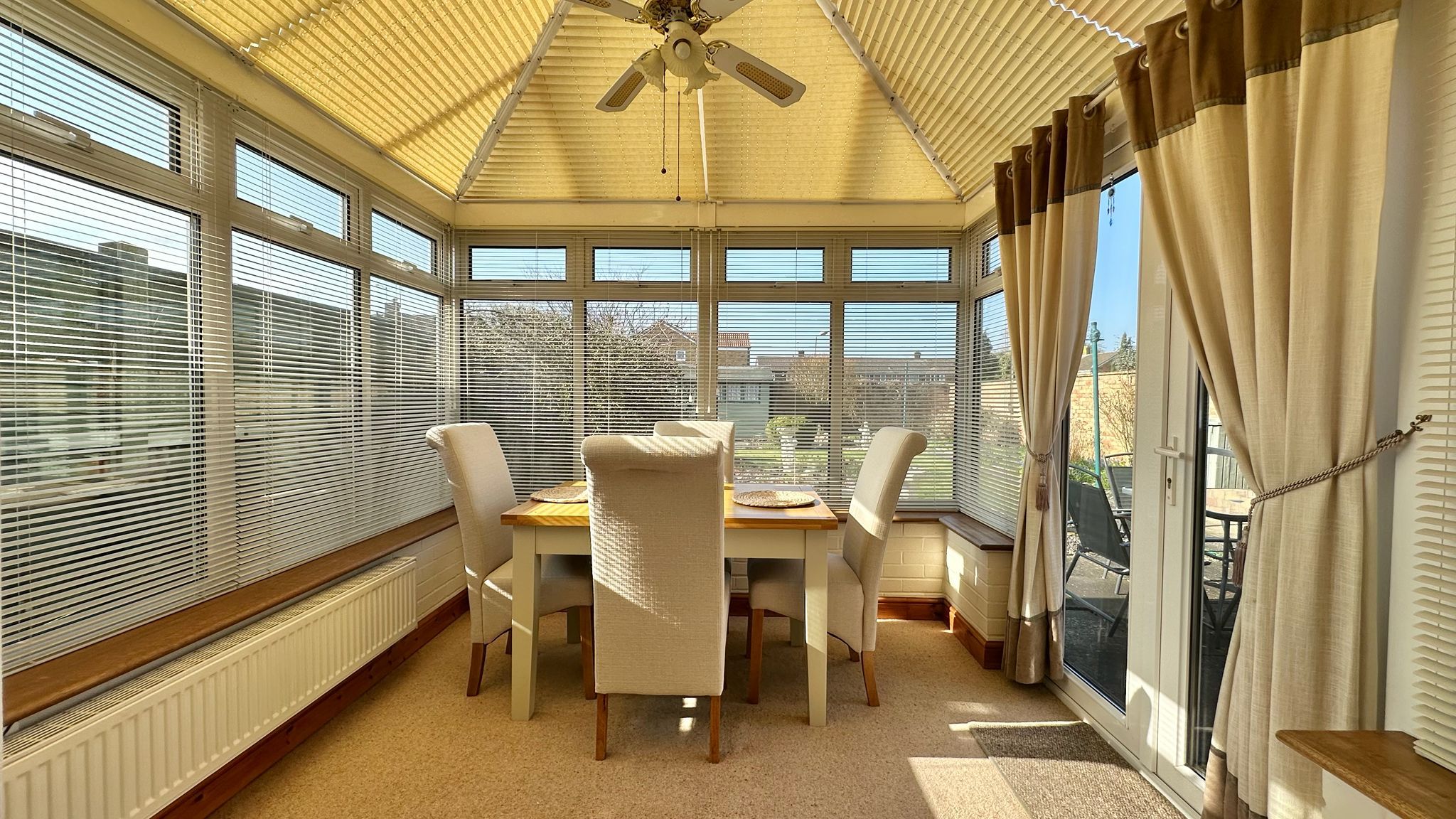 2 bedroom semi-detached bungalow For Sale in Coventry - Photograph 10.