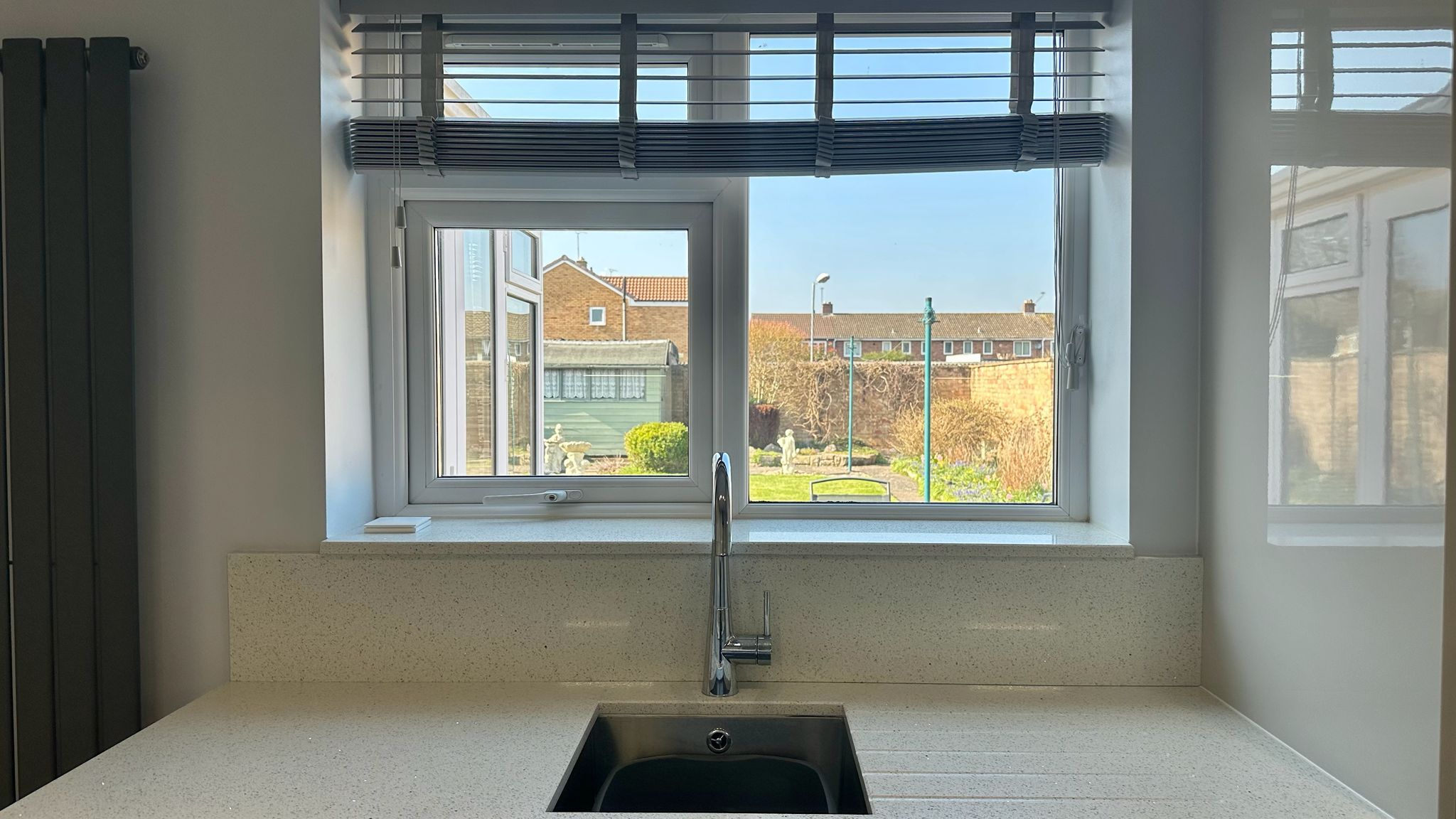 2 bedroom semi-detached bungalow For Sale in Coventry - Photograph 7.