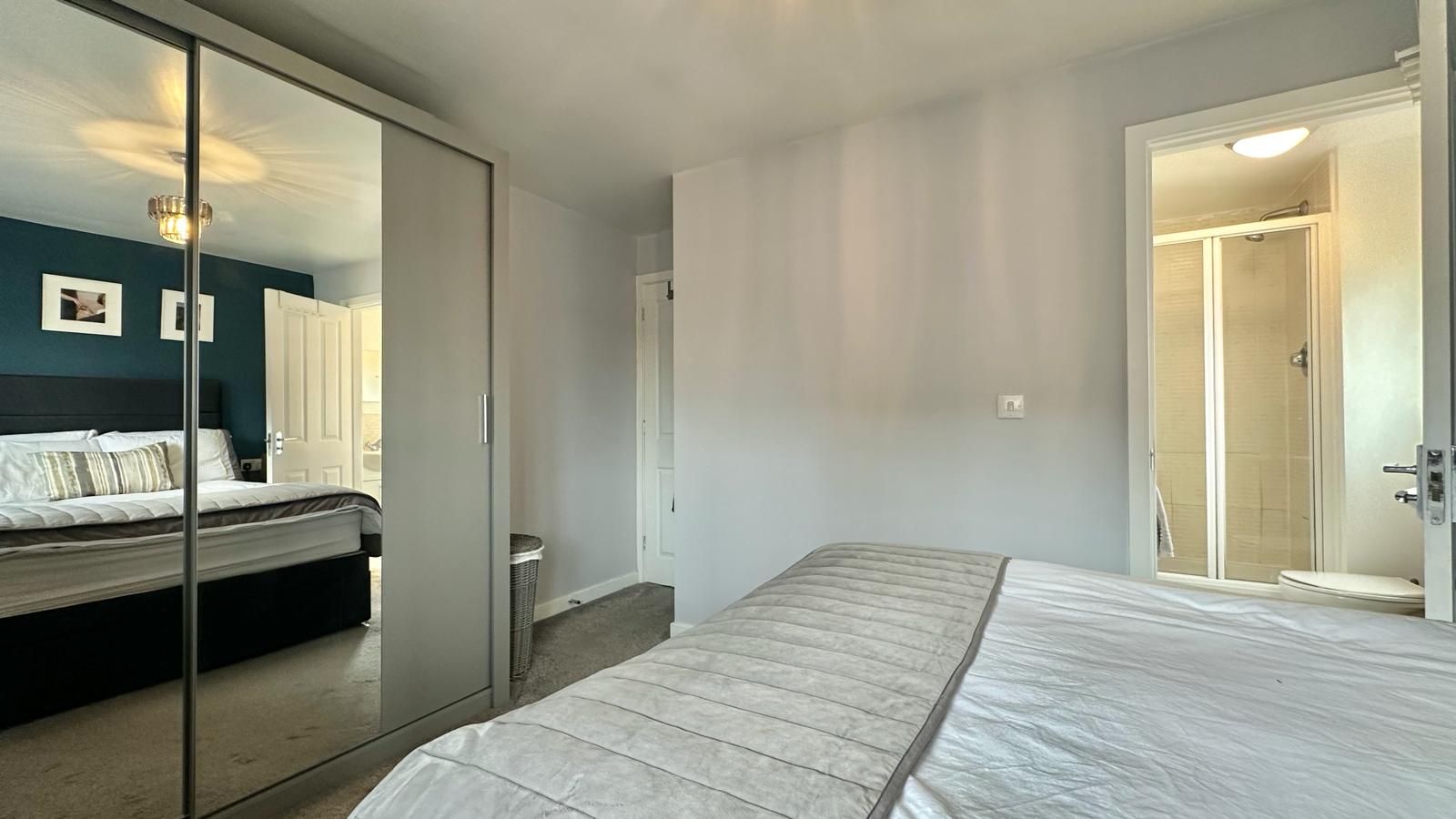 3 bedroom semi-detached house Sold in Coventry - Bedroom One.