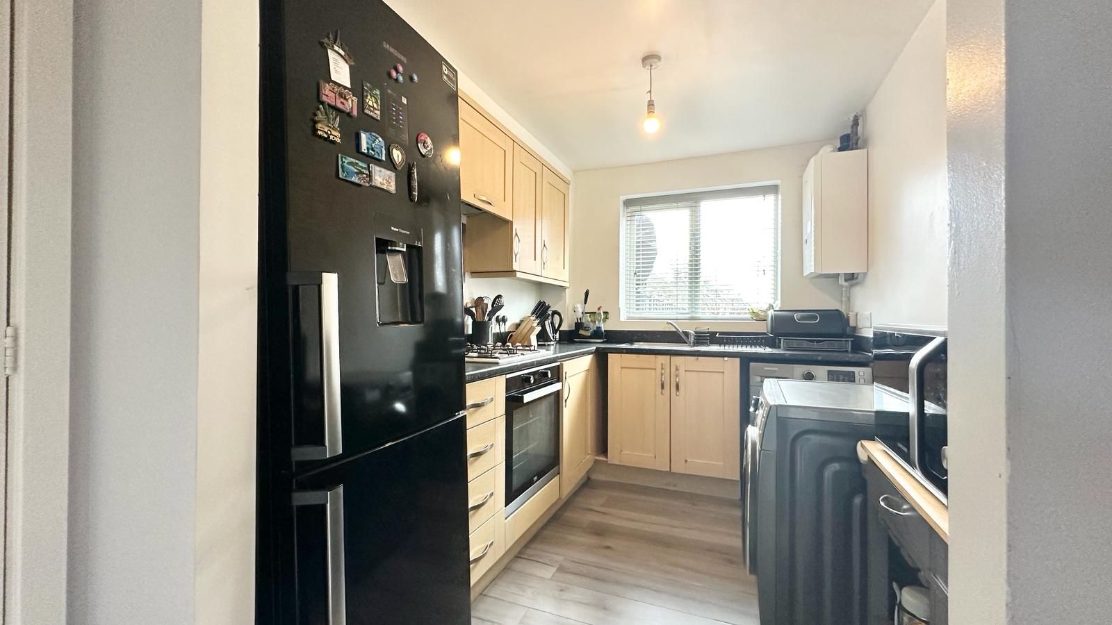 3 bedroom semi-detached house Sold in Coventry - Kitchen.
