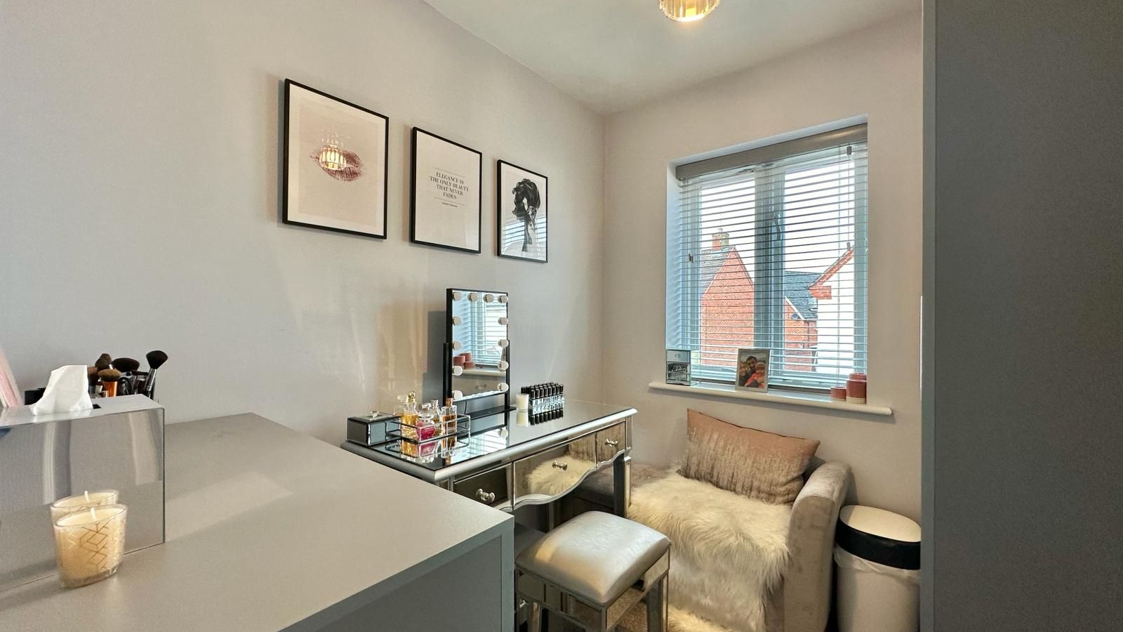 3 bedroom semi-detached house Sold in Coventry - Bedroom Three.