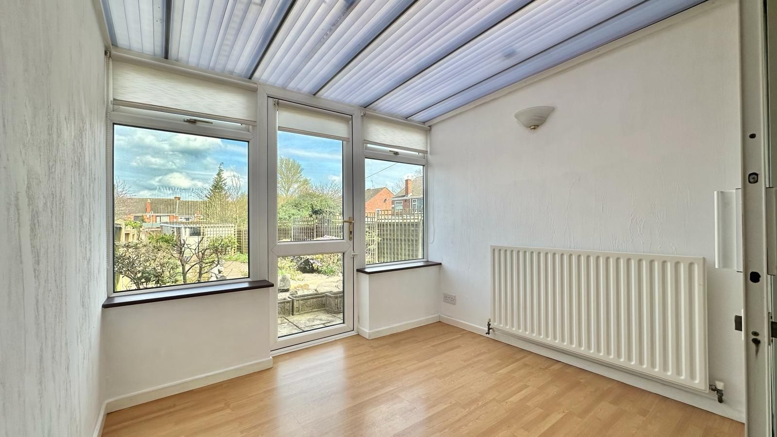3 bedroom end terraced house Sold in Coventry - Photograph 8.