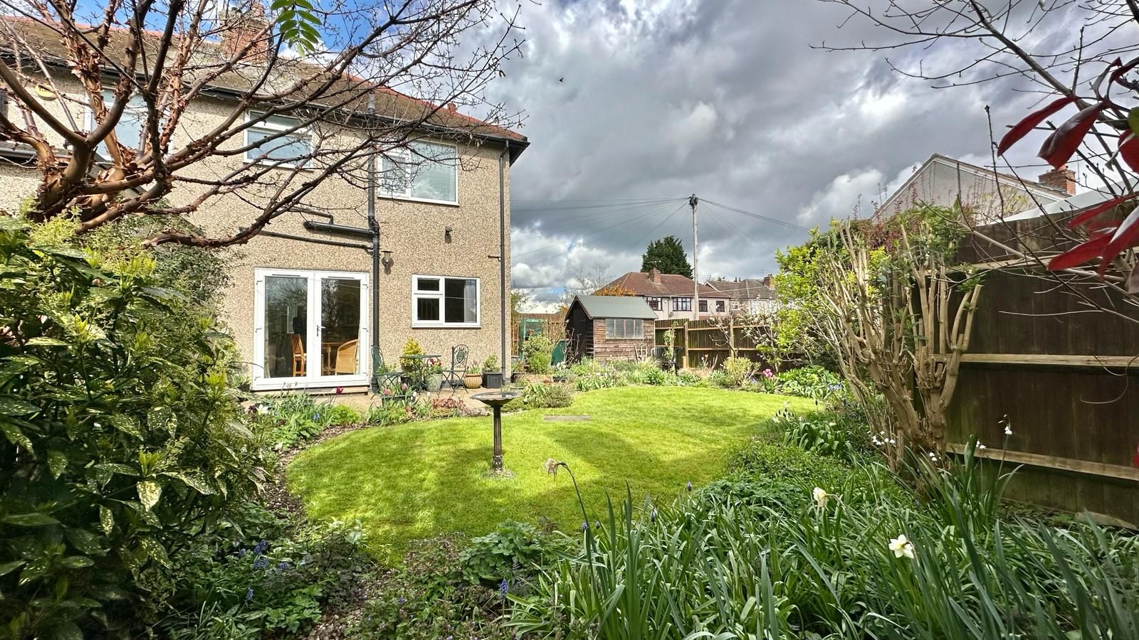 3 bedroom semi-detached house Sold in Coventry - Photograph 12.