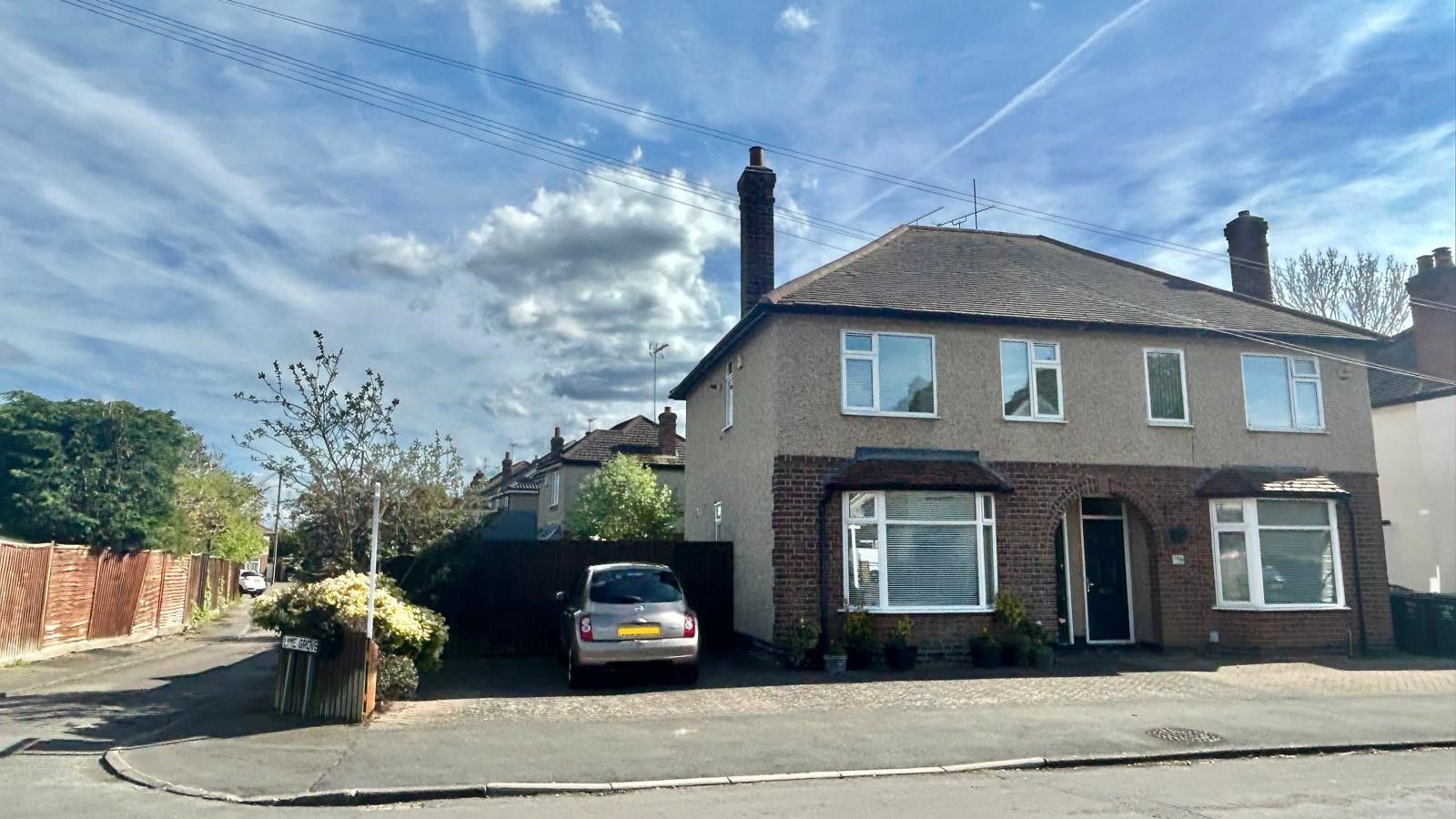 3 bedroom semi-detached house Sold in Coventry - Photograph 1.