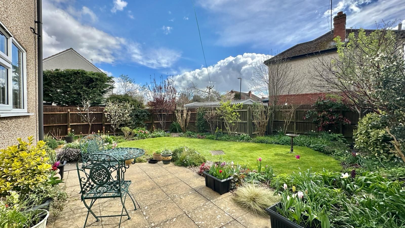 3 bedroom semi-detached house Sold in Coventry - Photograph 2.