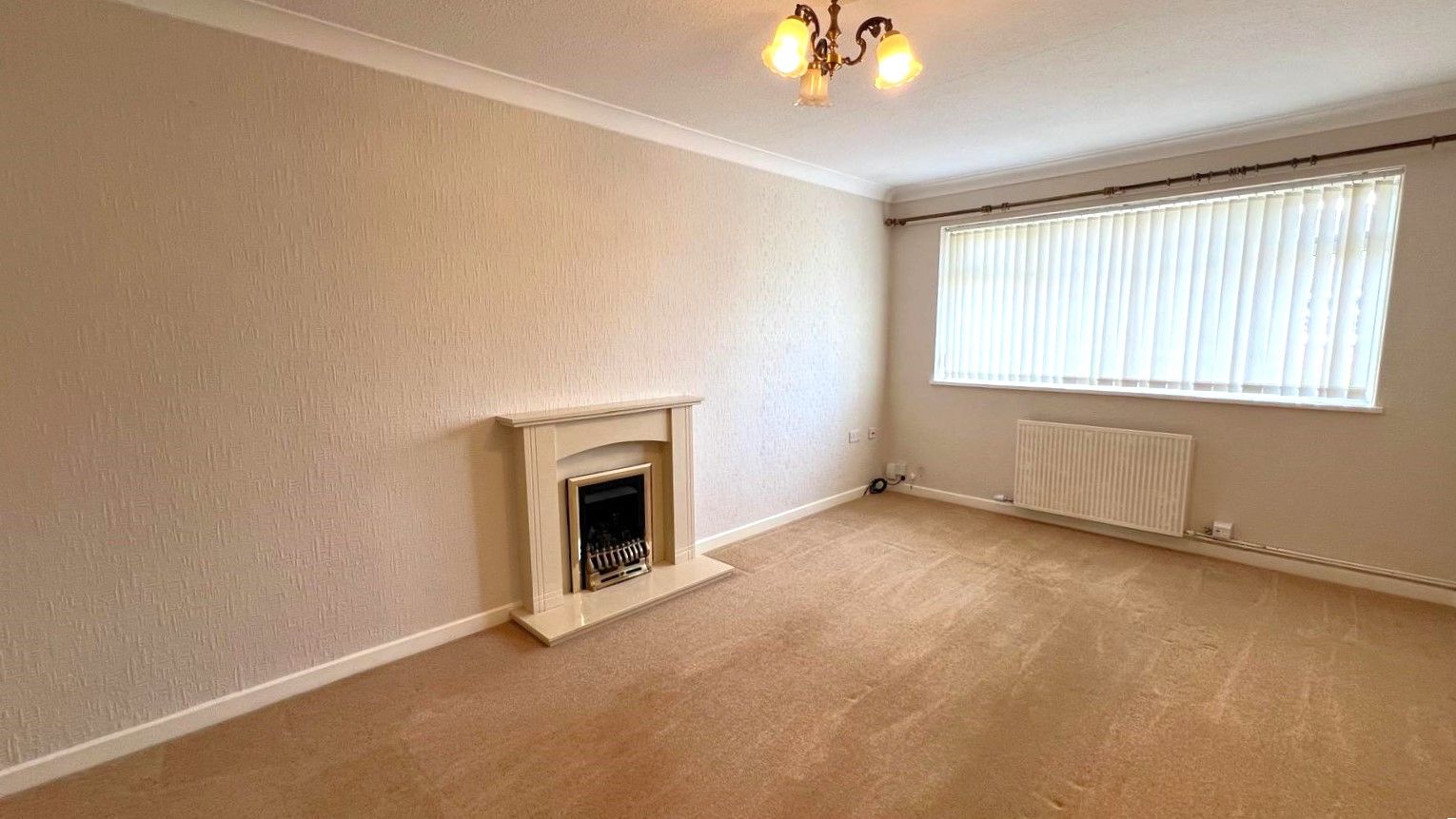 2 bedroom semi-detached bungalow Sold in Coventry - Photograph 8.