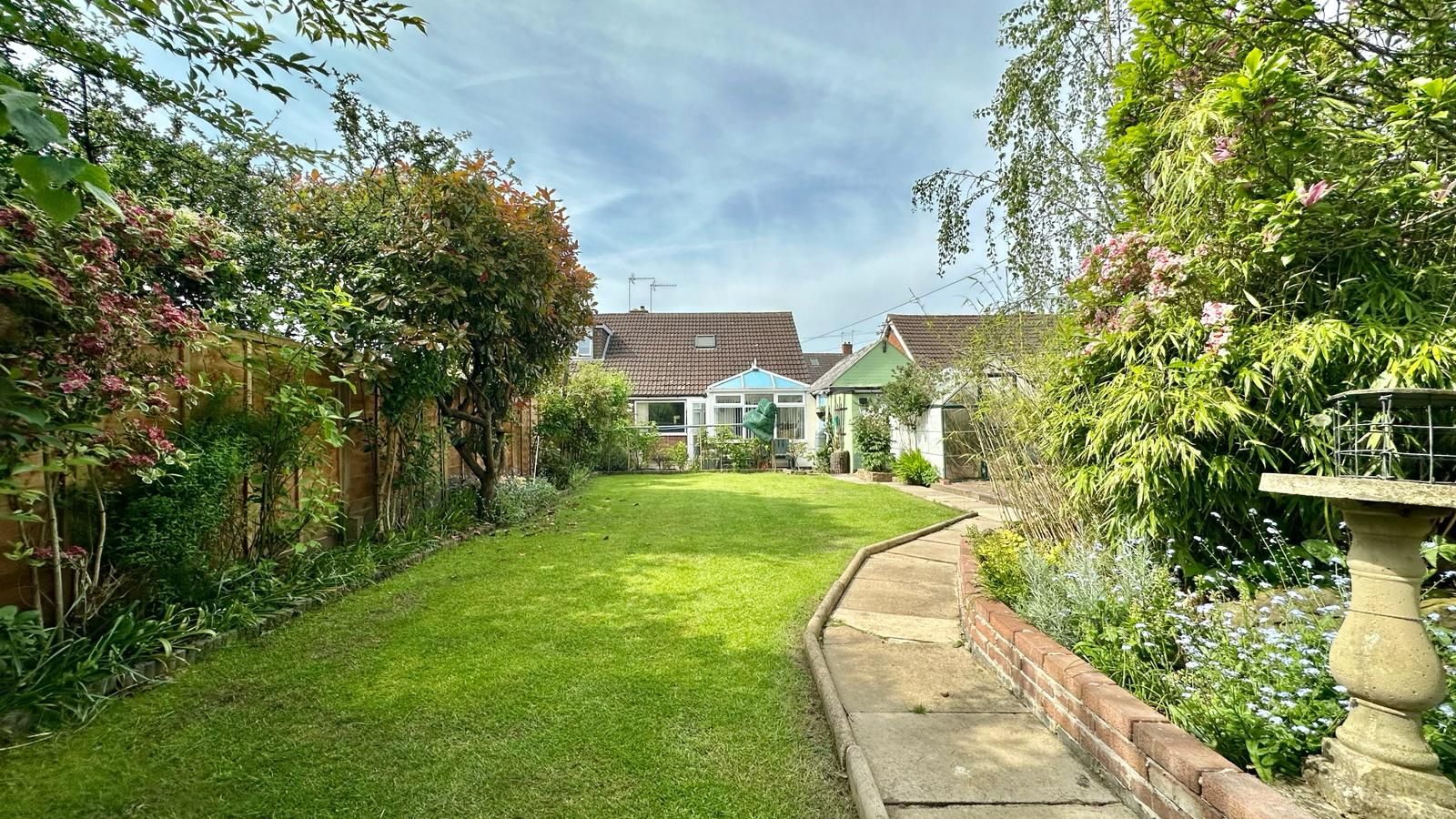 2 bedroom semi-detached bungalow Sold in Coventry - Photograph 15.