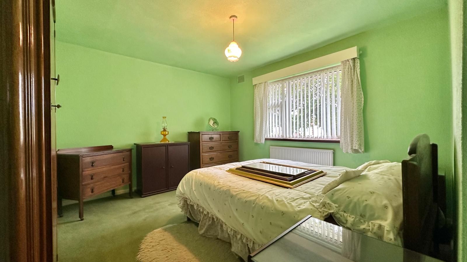 3 bedroom semi-detached house Sold in Coventry - Photograph 10.