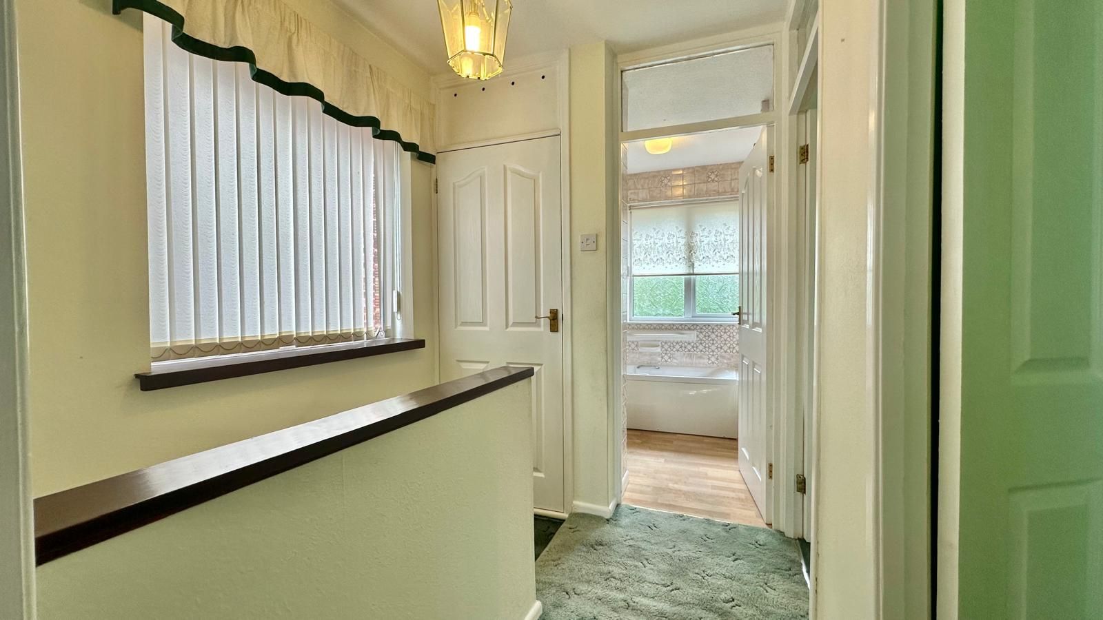 3 bedroom semi-detached house Sold in Coventry - Photograph 14.
