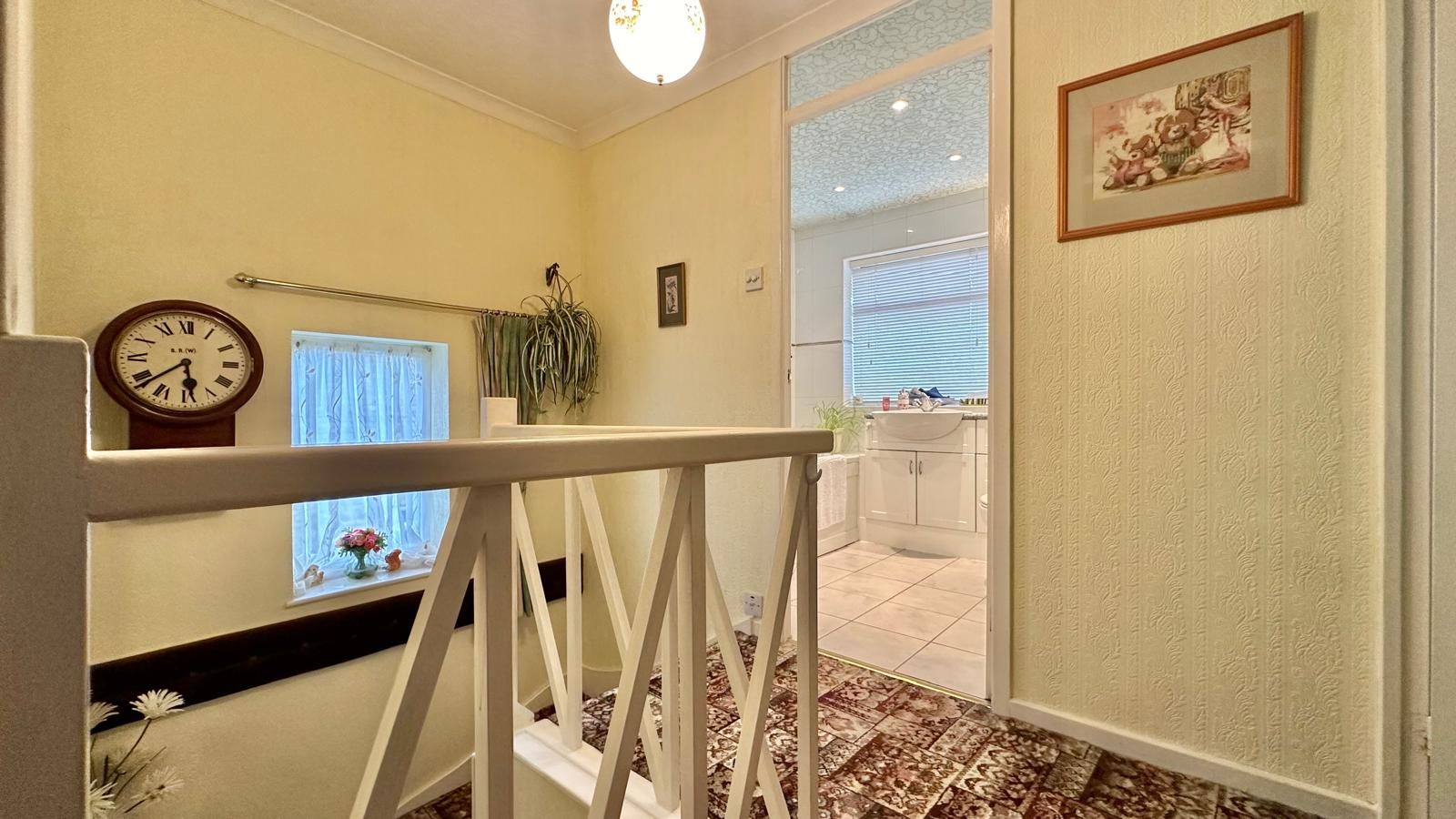 3 bedroom end terraced house Sold in Coventry - Photograph 17.