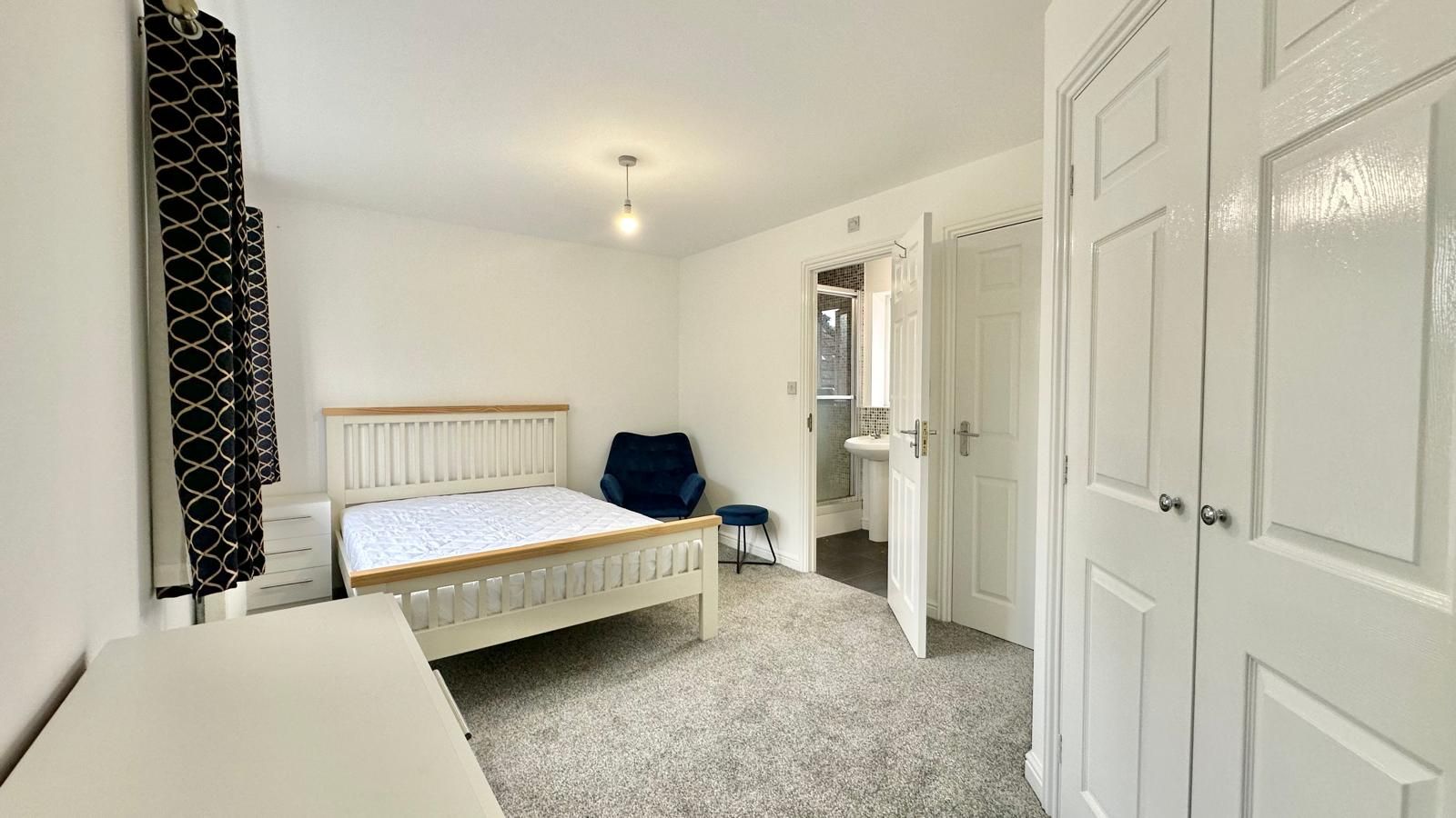 1 bedroom shared house To Let in Coventry - Photograph 7.
