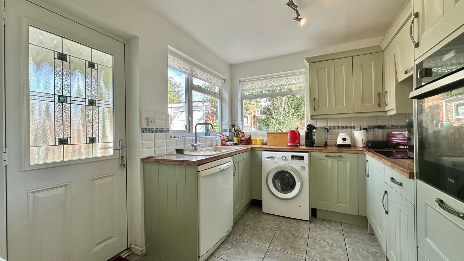 3 bedroom semi-detached bungalow Sold in Coventry - Photograph 6.