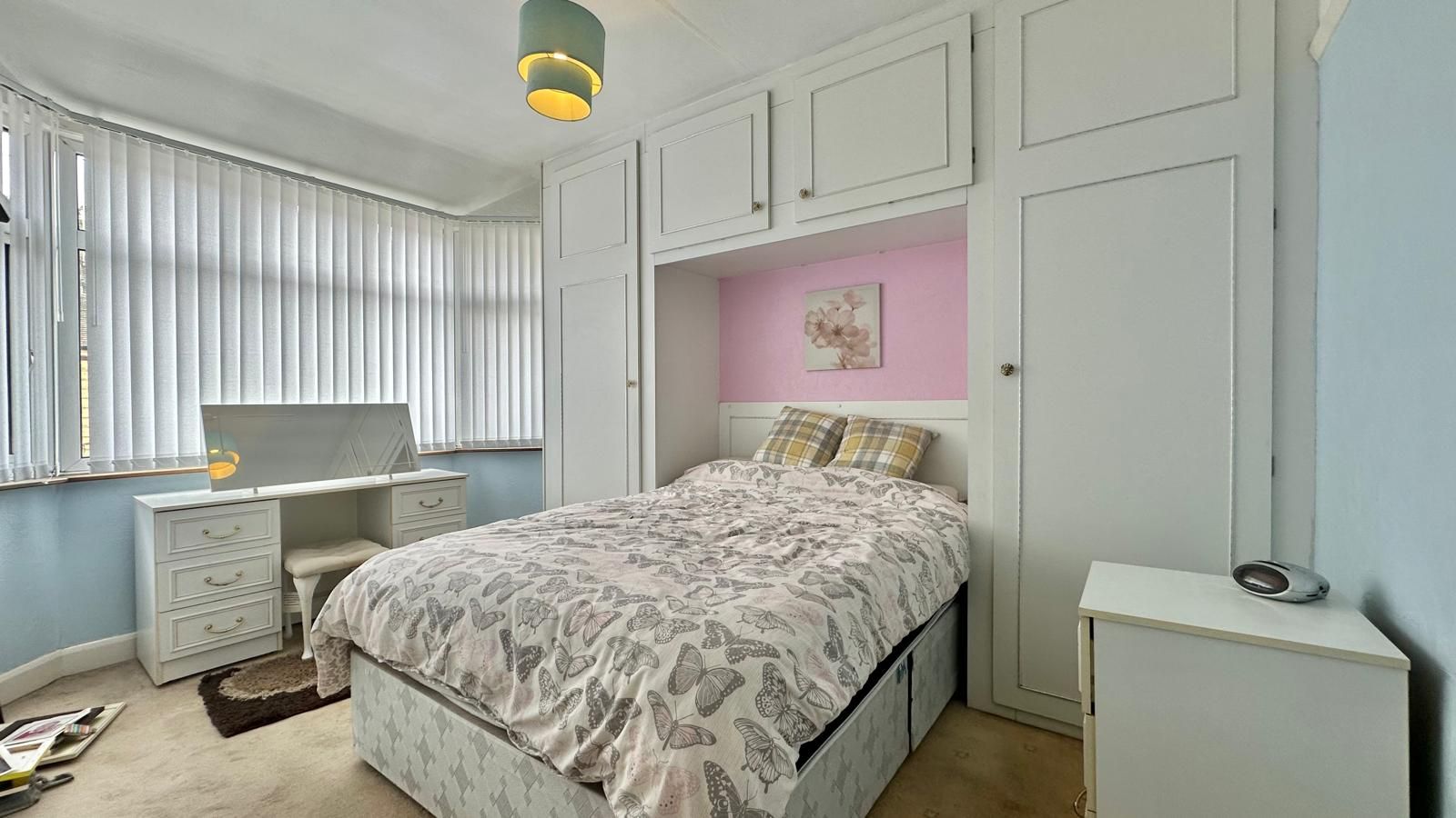 3 bedroom mid terraced house Sold in Coventry - Photograph 11.