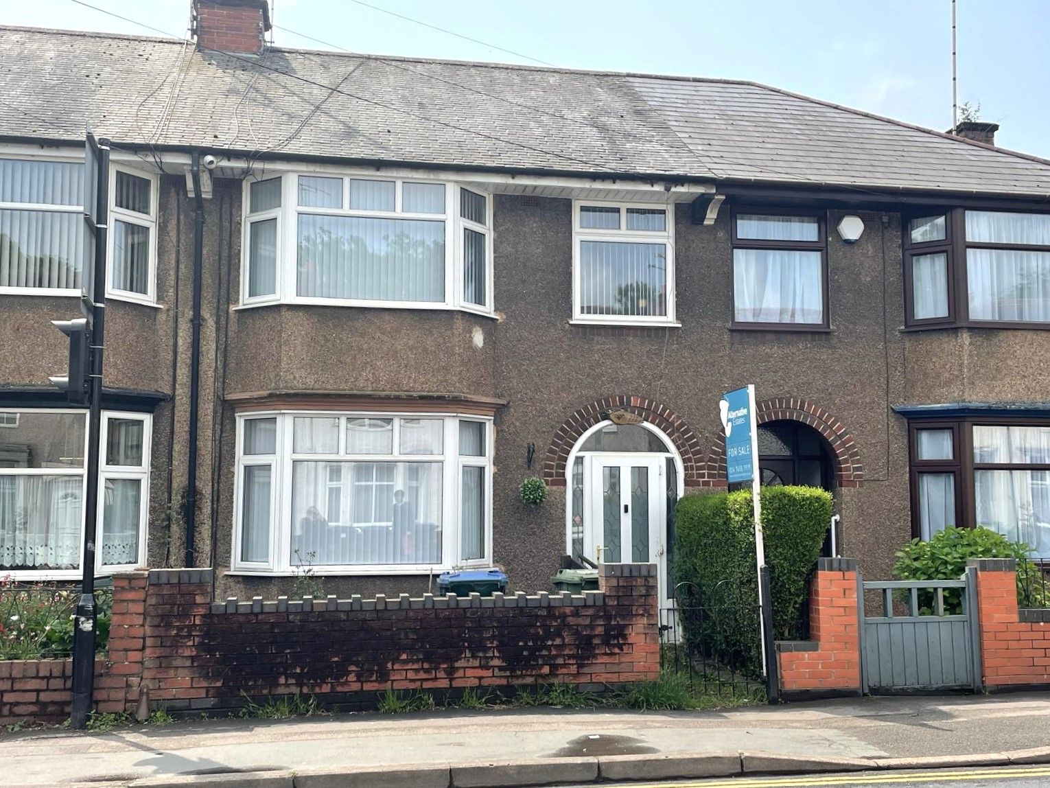 3 bedroom mid terraced house Sold in Coventry - Photograph 17.