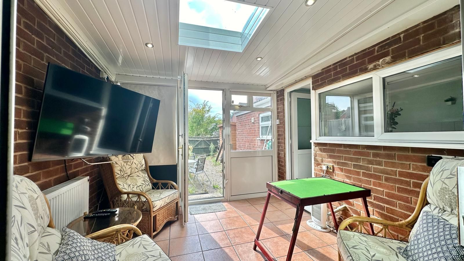 3 bedroom mid terraced house Sold in Coventry - Photograph 7.