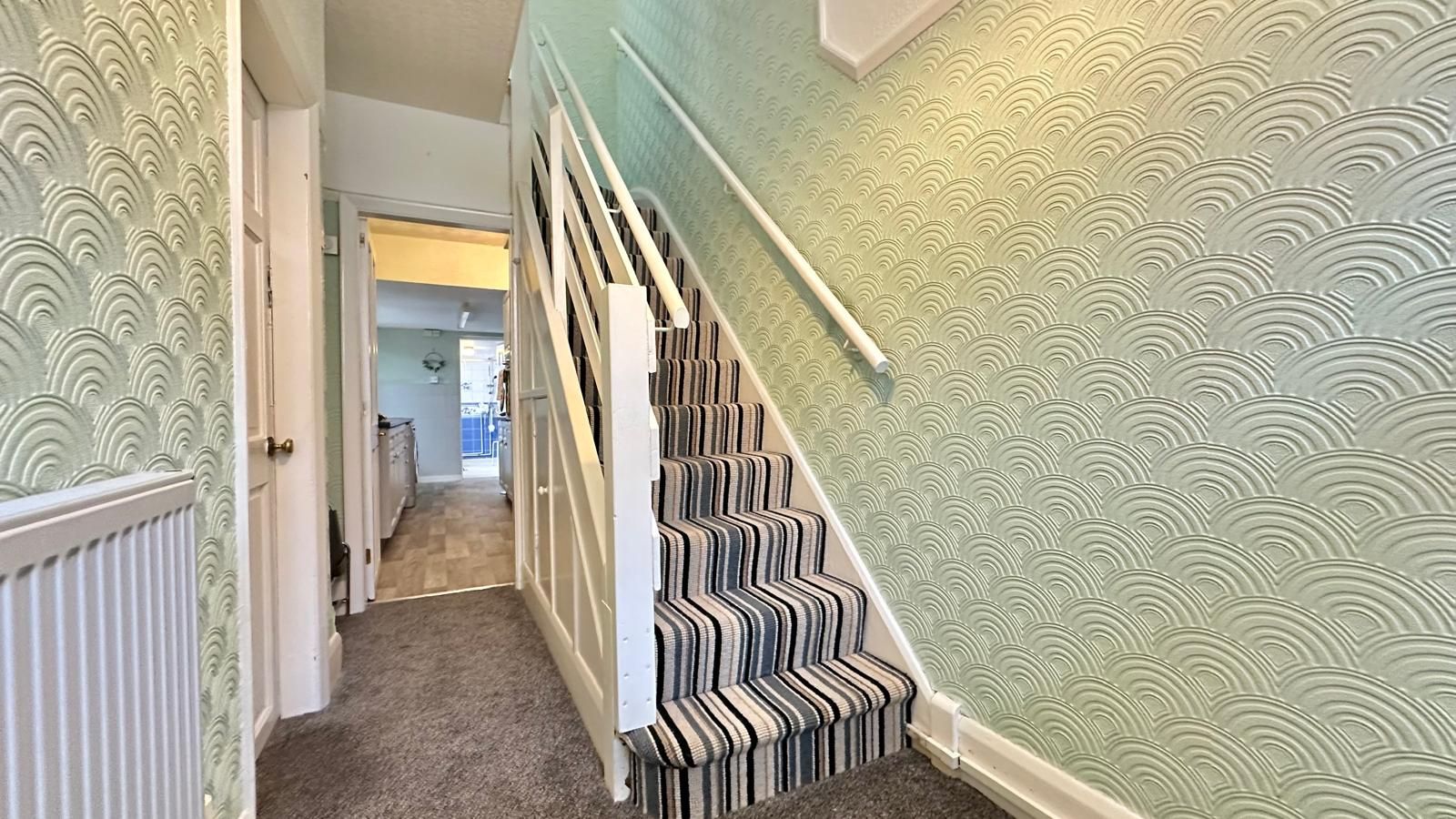 3 bedroom mid terraced house Sold in Coventry - Photograph 10.