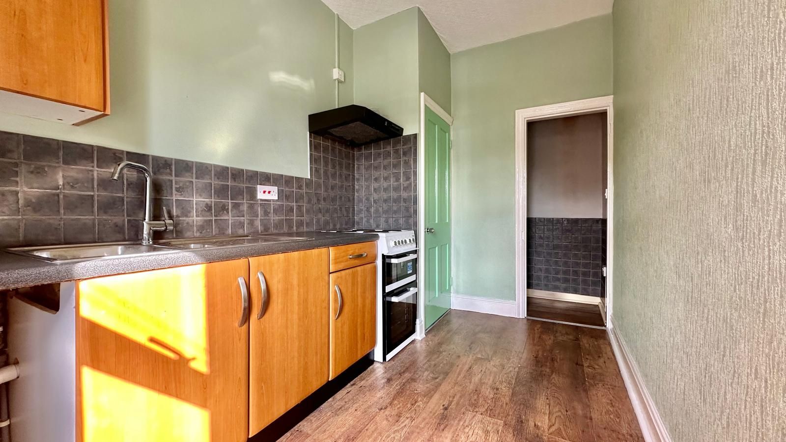 1 bedroom apartment flat/apartment Let in Coventry - Photograph 6.