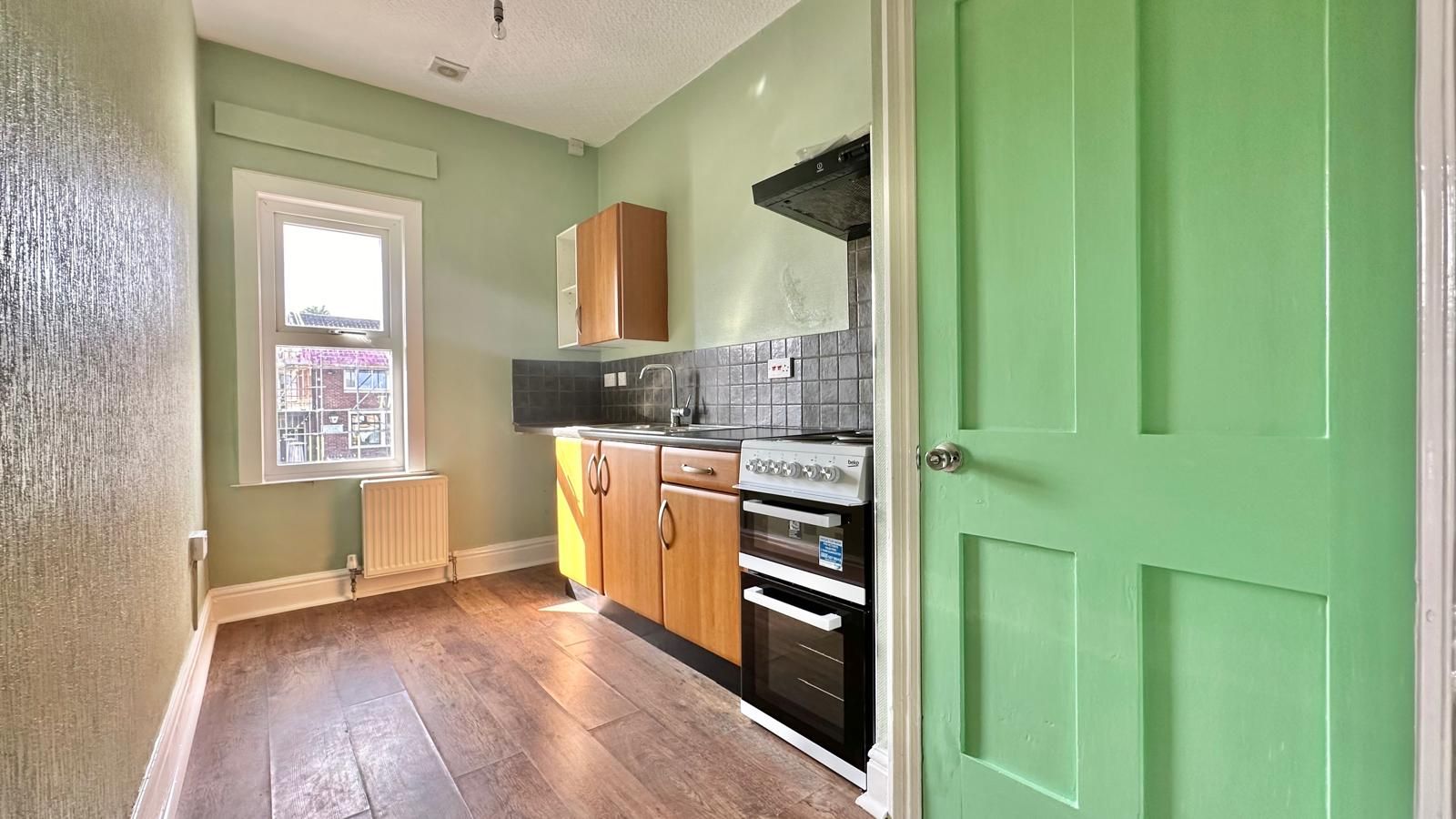 1 bedroom apartment flat/apartment Let in Coventry - Photograph 2.