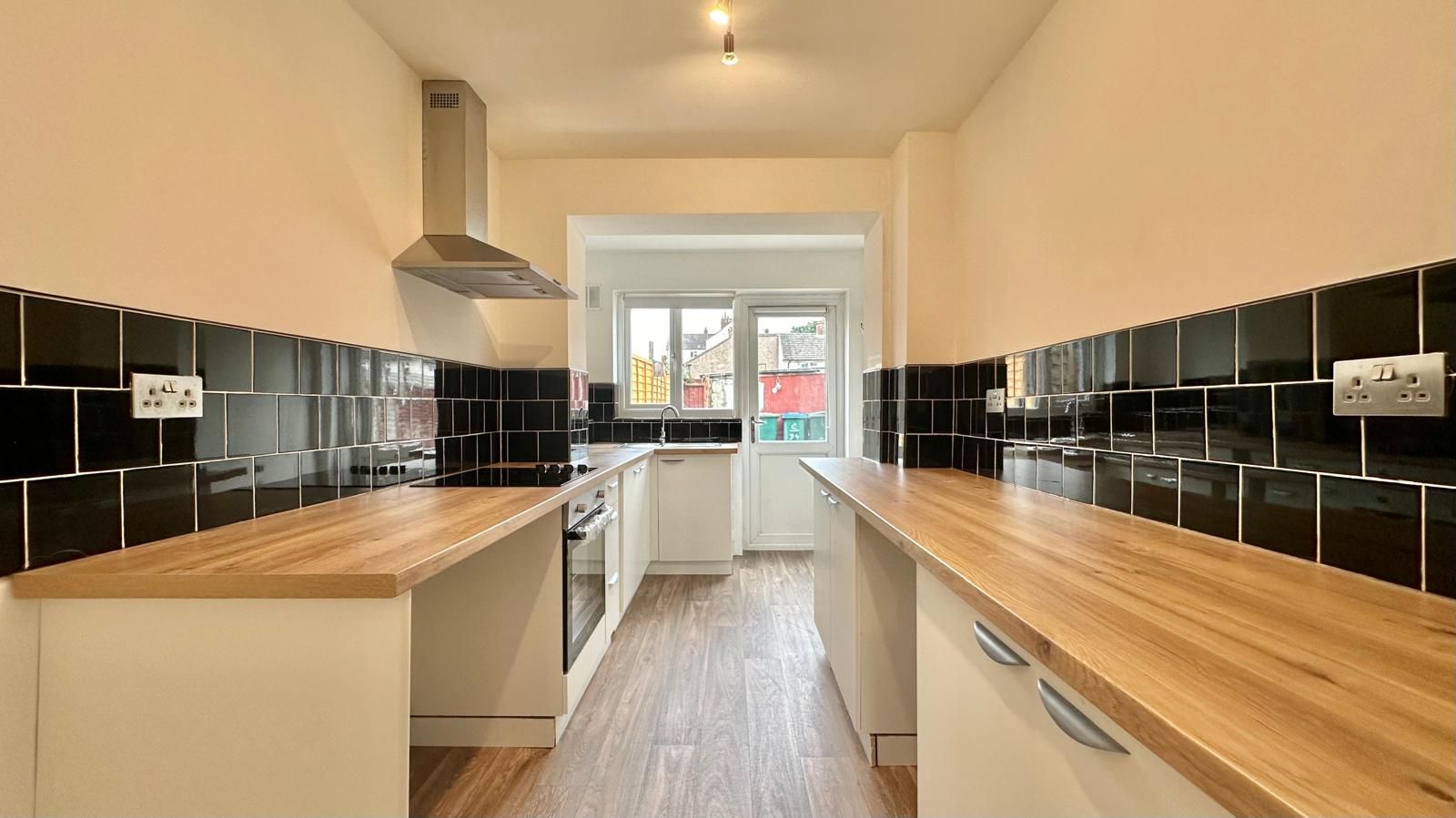 3 bedroom mid terraced house Sold in Coventry - Photograph 2.