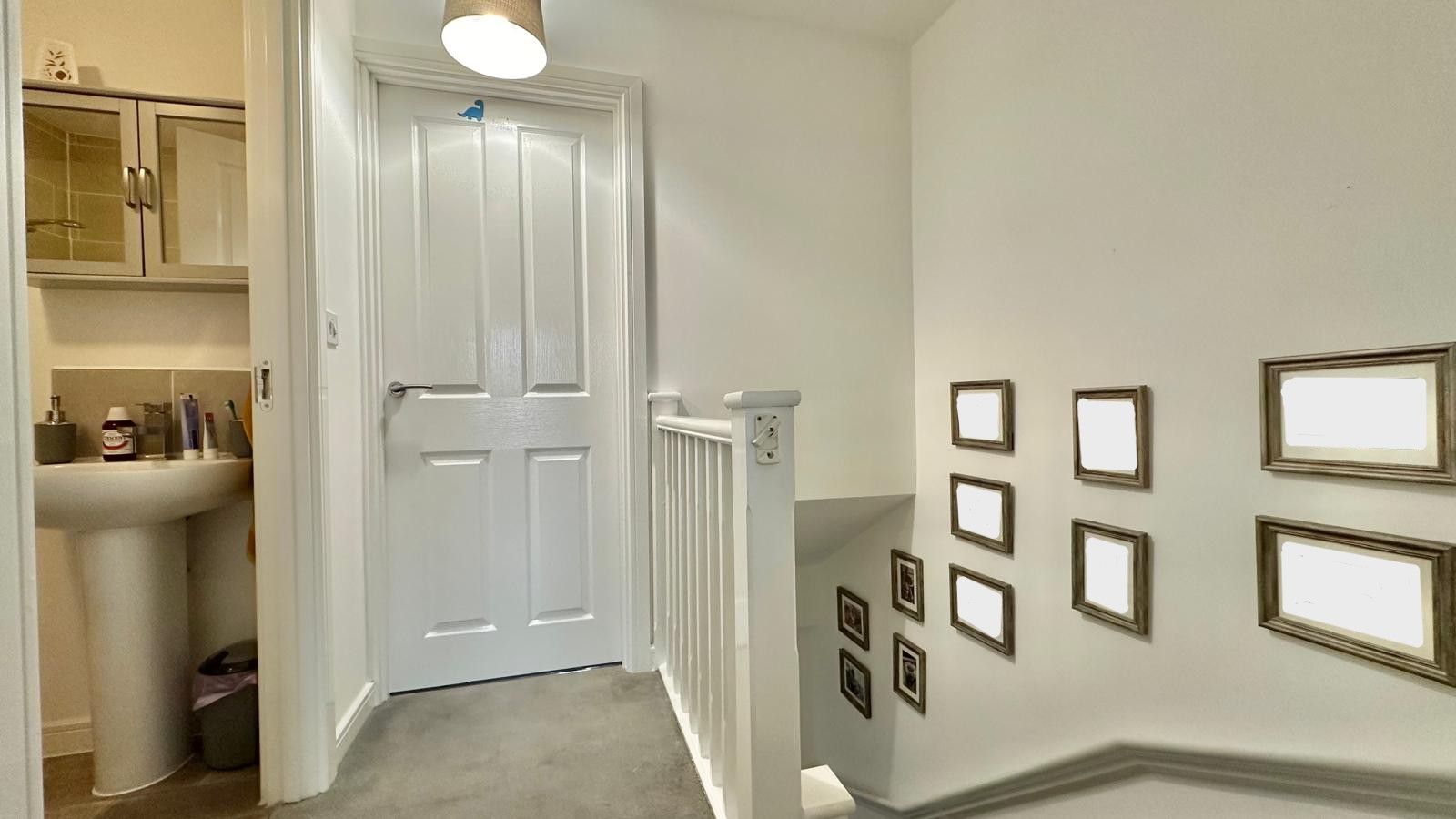 2 bedroom mid terraced house Let in Coventry - Photograph 14.