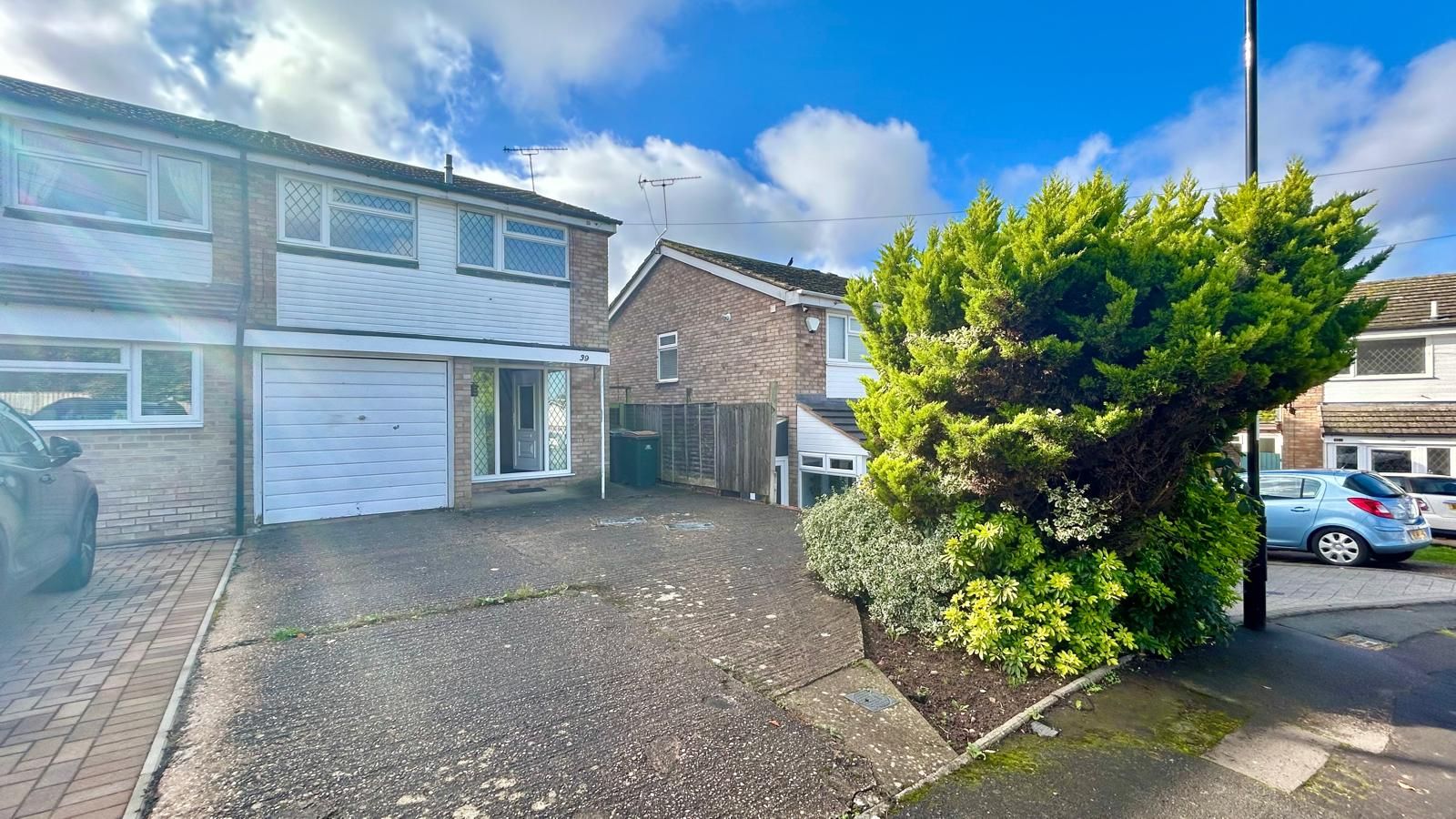 3 bedroom semi-detached house Sold in Coventry - Photograph 1.