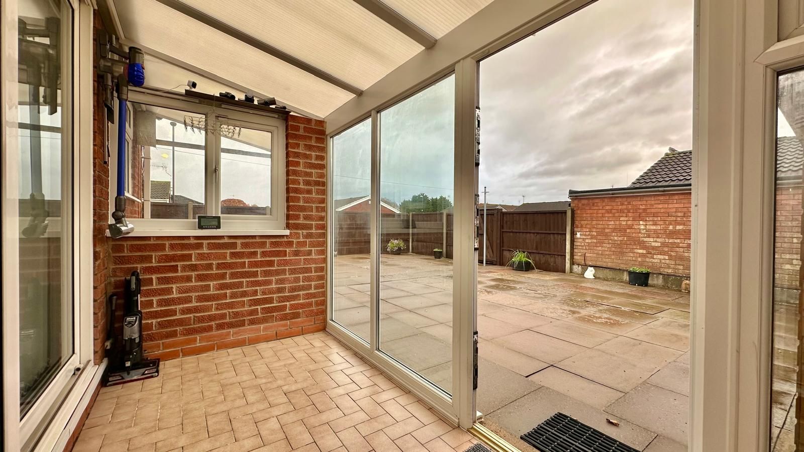 2 bedroom detached bungalow Sold in Coventry - Photograph 14.