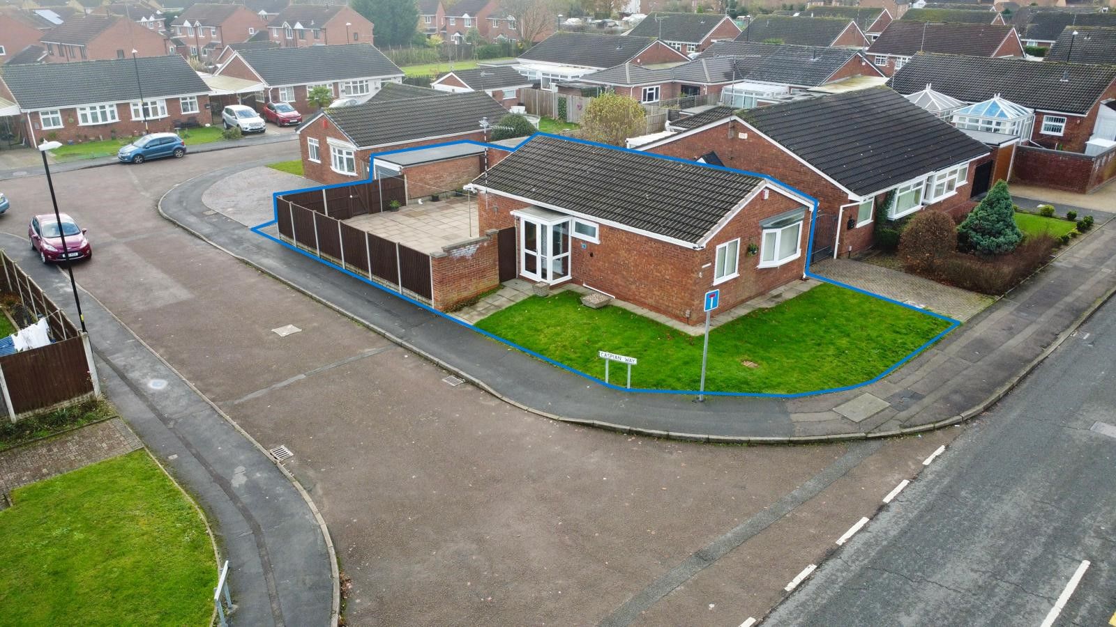 2 bedroom detached bungalow Sold in Coventry - Photograph 1.