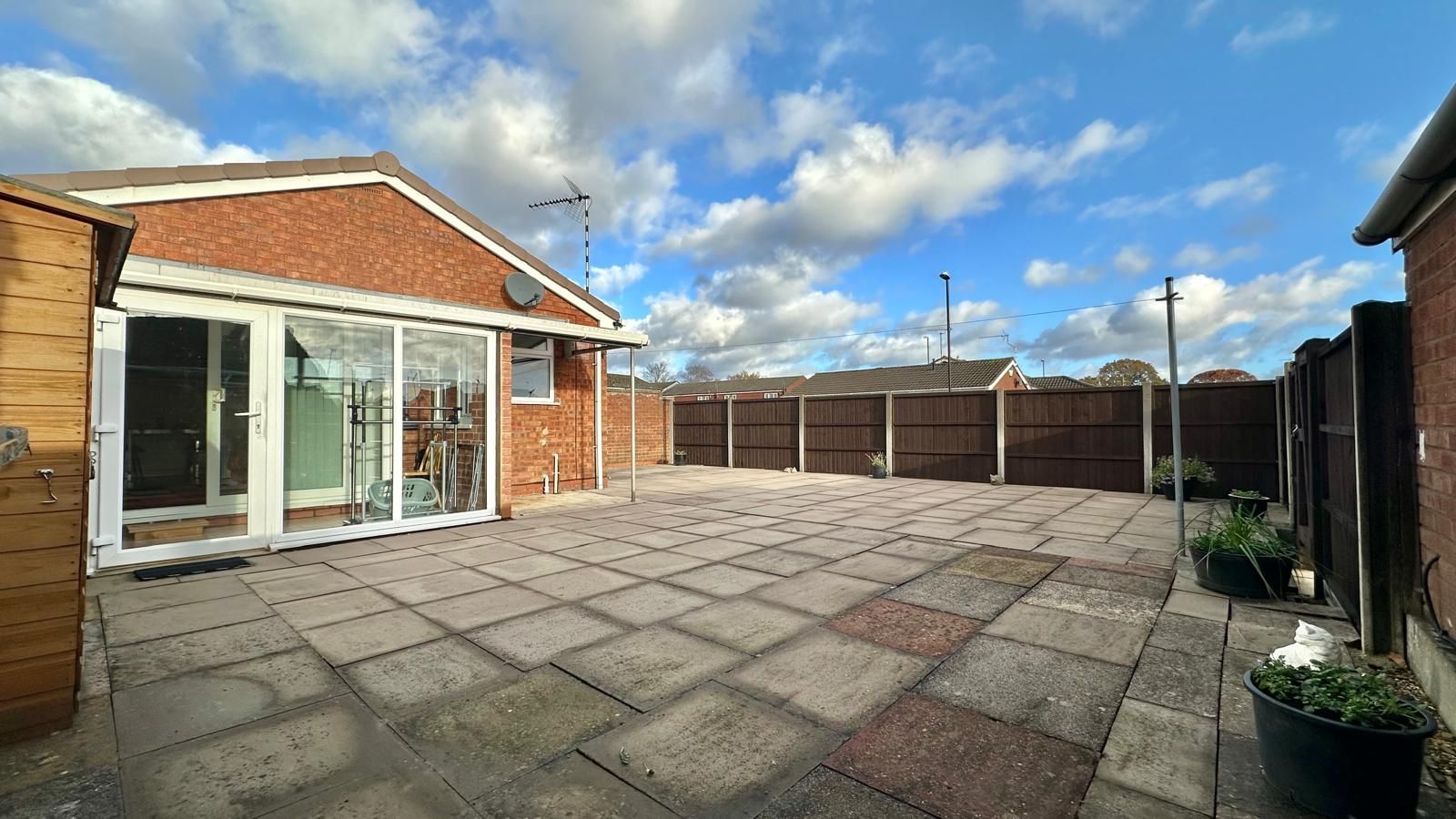 2 bedroom detached bungalow Sold in Coventry - Photograph 17.