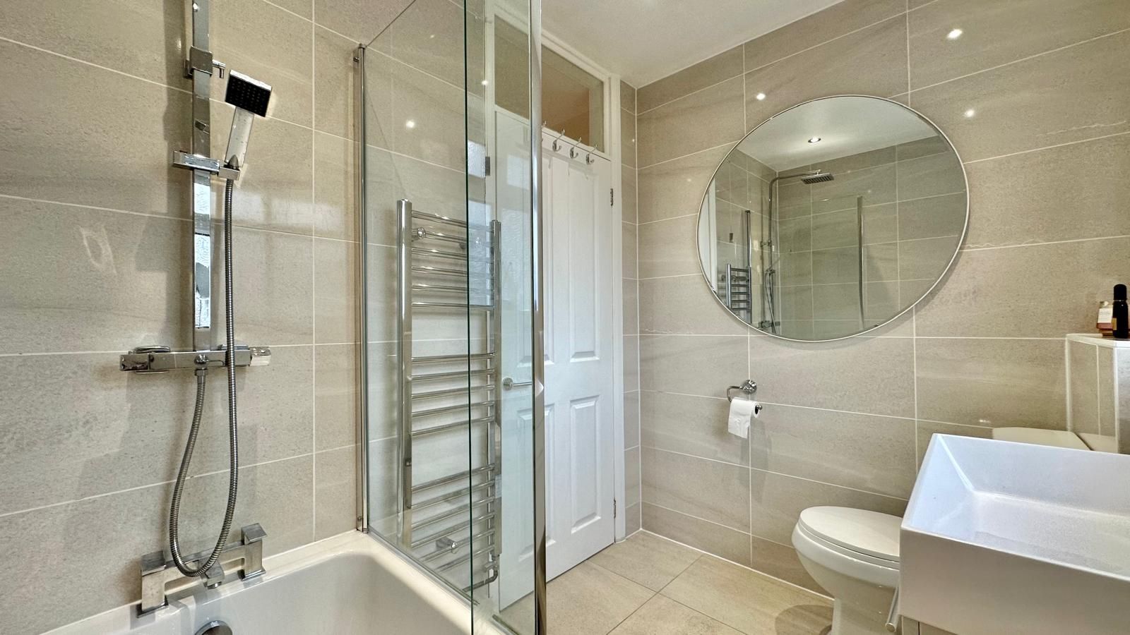 2 bedroom semi-detached bungalow Sold in Coventry - Photograph 11.