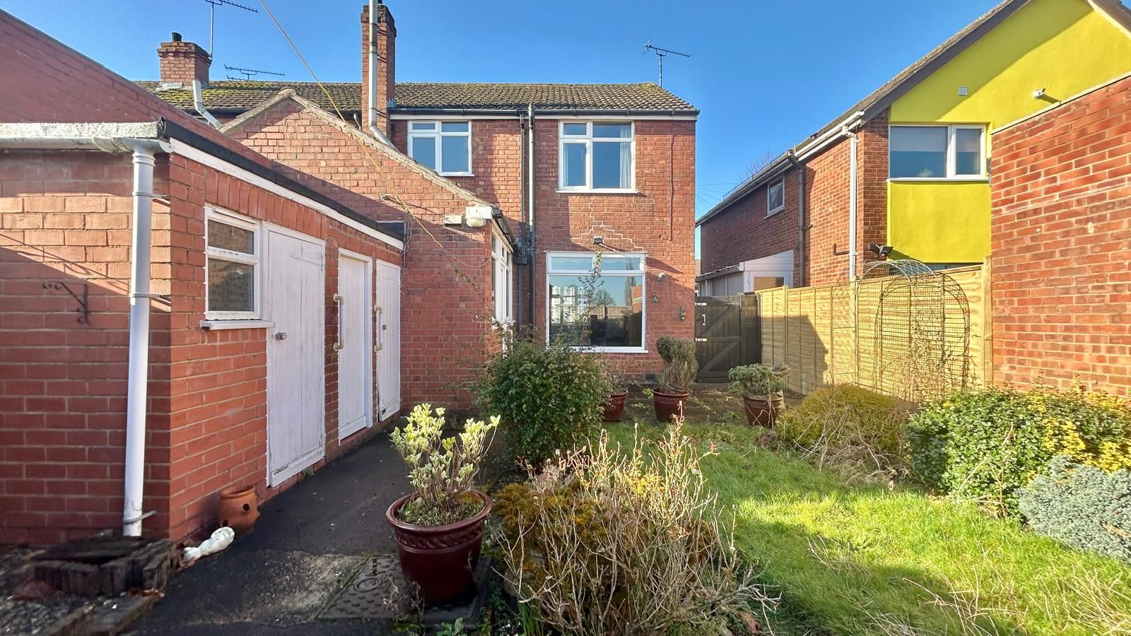 3 bedroom end terraced house Sale Agreed in Coventry - Photograph 21.