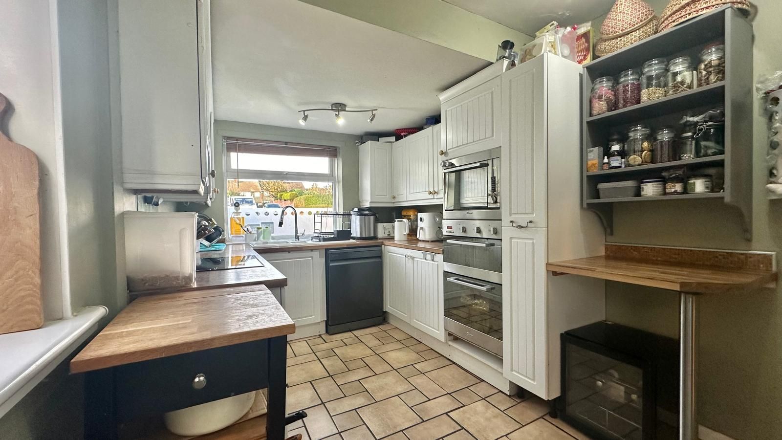 3 bedroom semi-detached house Sold in Coventry - Photograph 8.