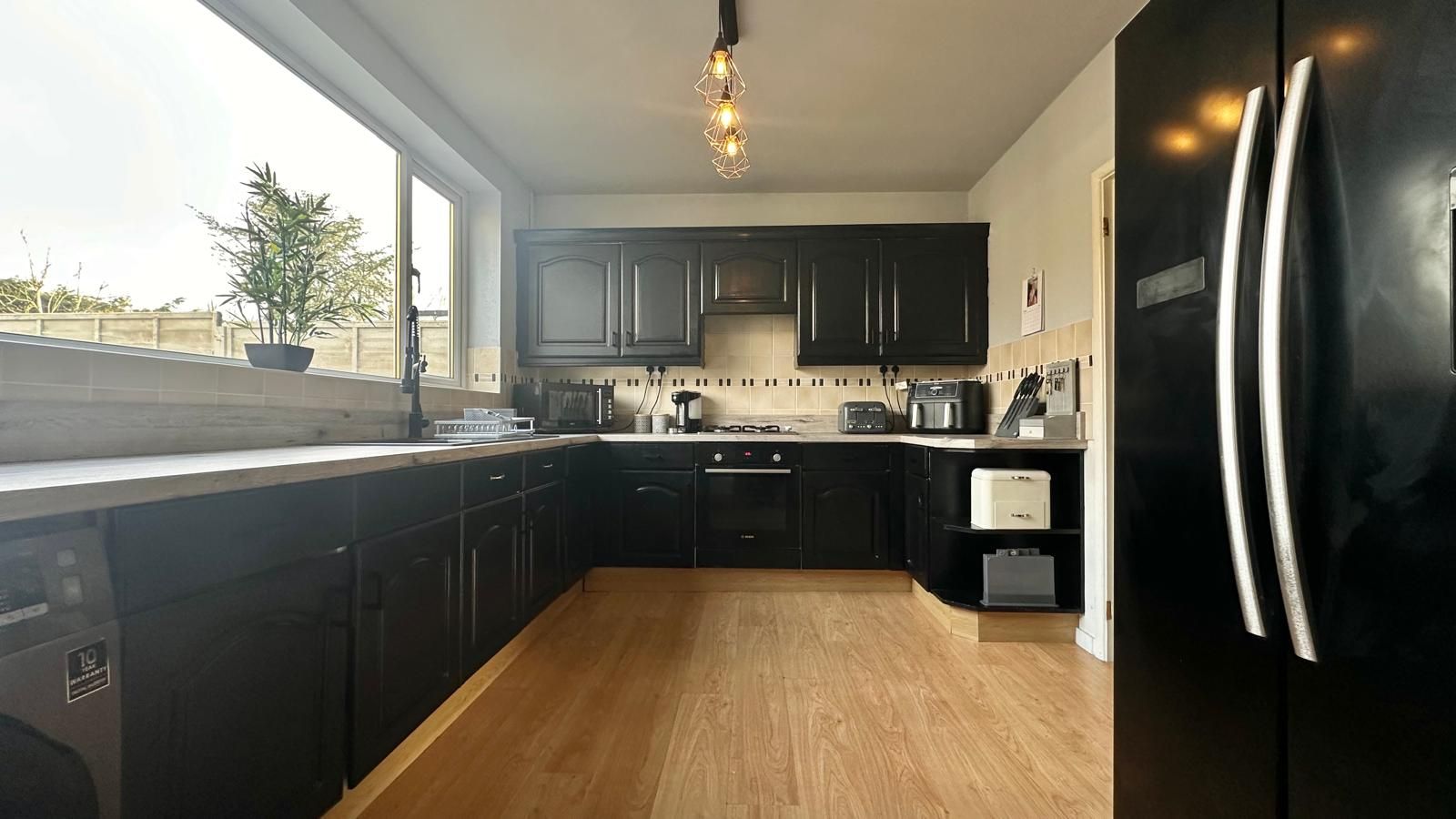 3 bedroom semi-detached house SSTC in Coventry - Photograph 7.