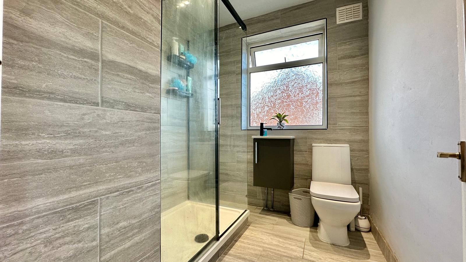 3 bedroom semi-detached house SSTC in Coventry - Photograph 13.