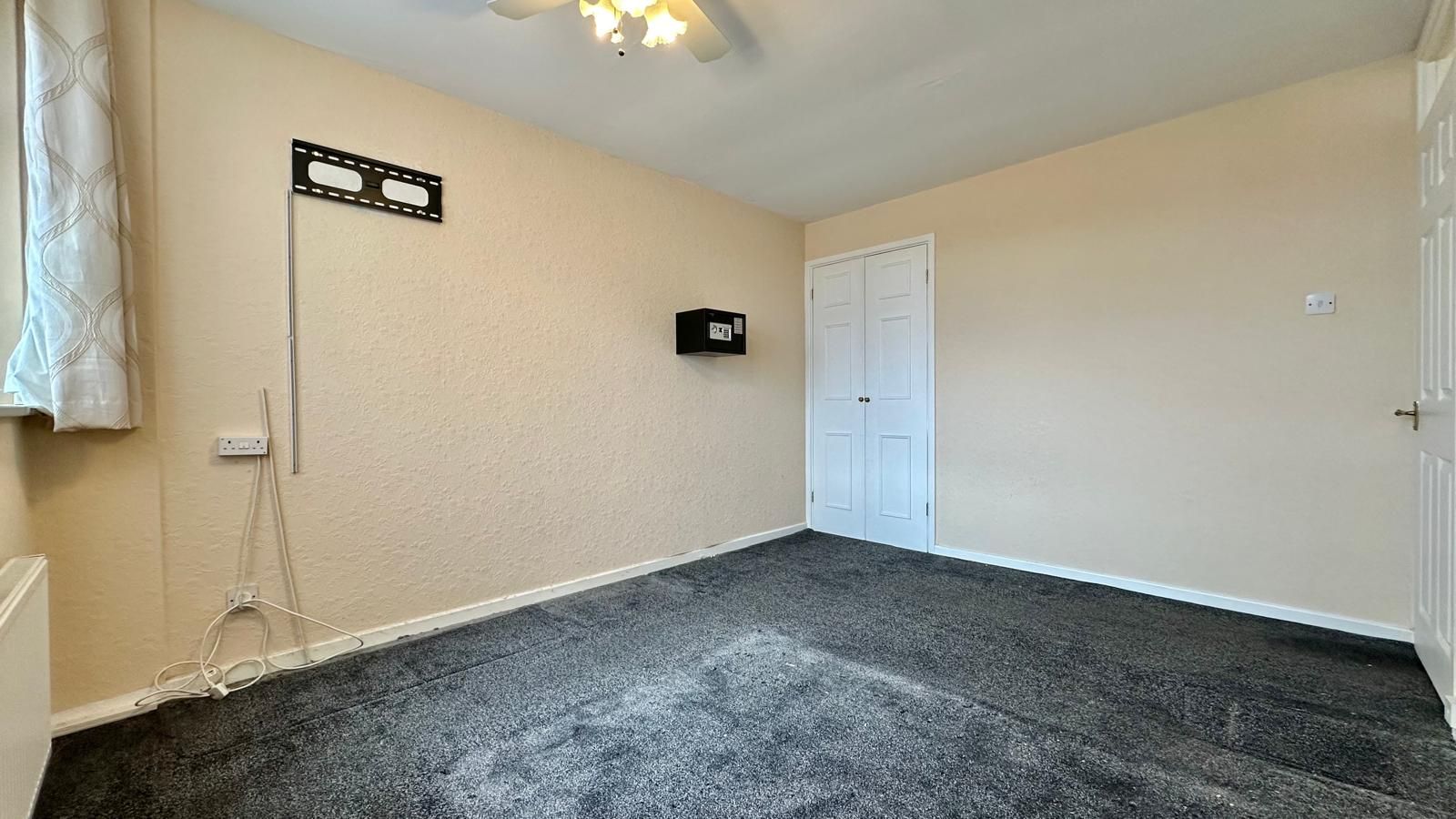 3 bedroom link detached house SSTC in Coventry - Photograph 9.