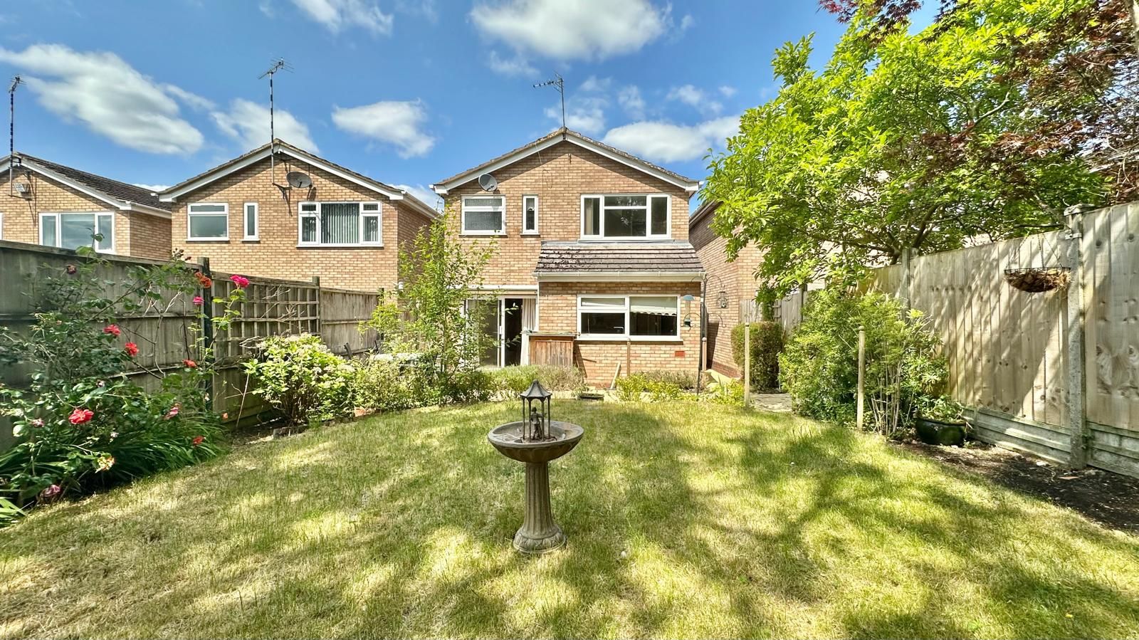 3 bedroom link detached house SSTC in Coventry - Photograph 18.