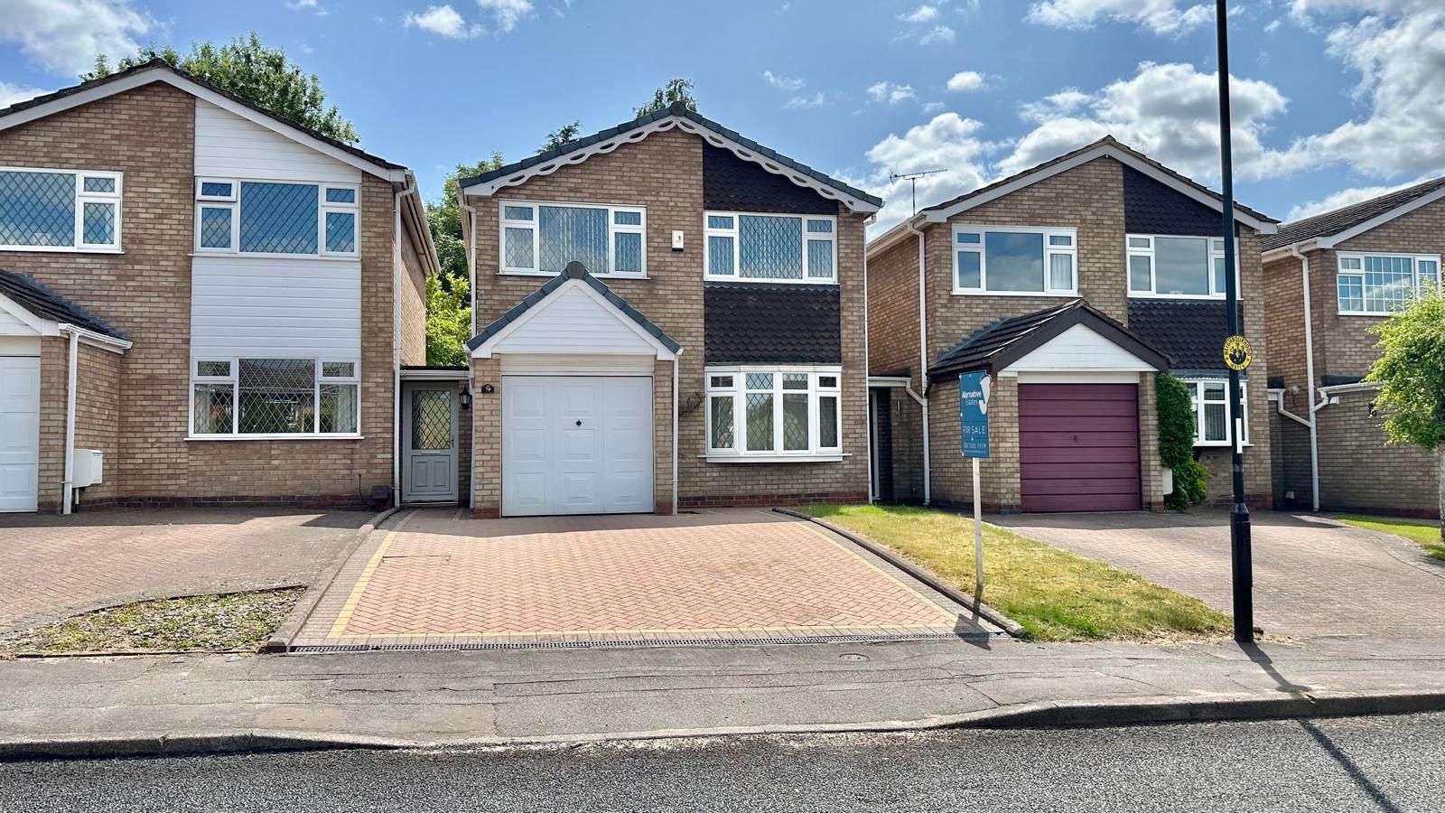 3 bedroom link detached house SSTC in Coventry - Photograph 1.