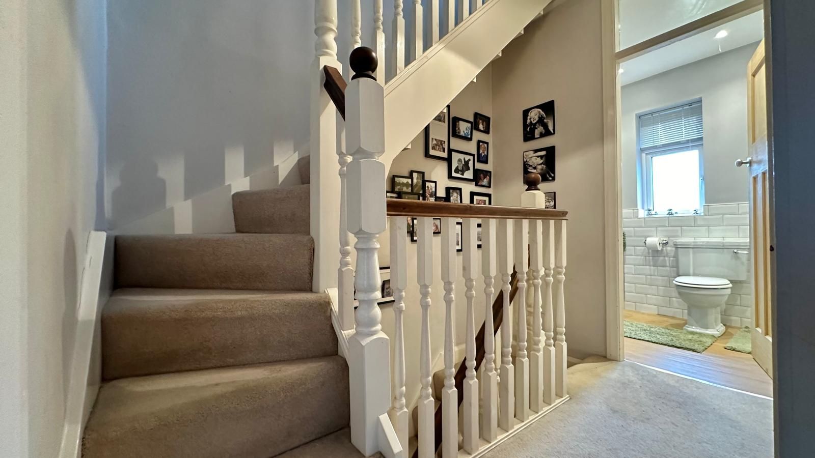 4 bedroom end terraced house Sold in Coventry - Photograph 14.