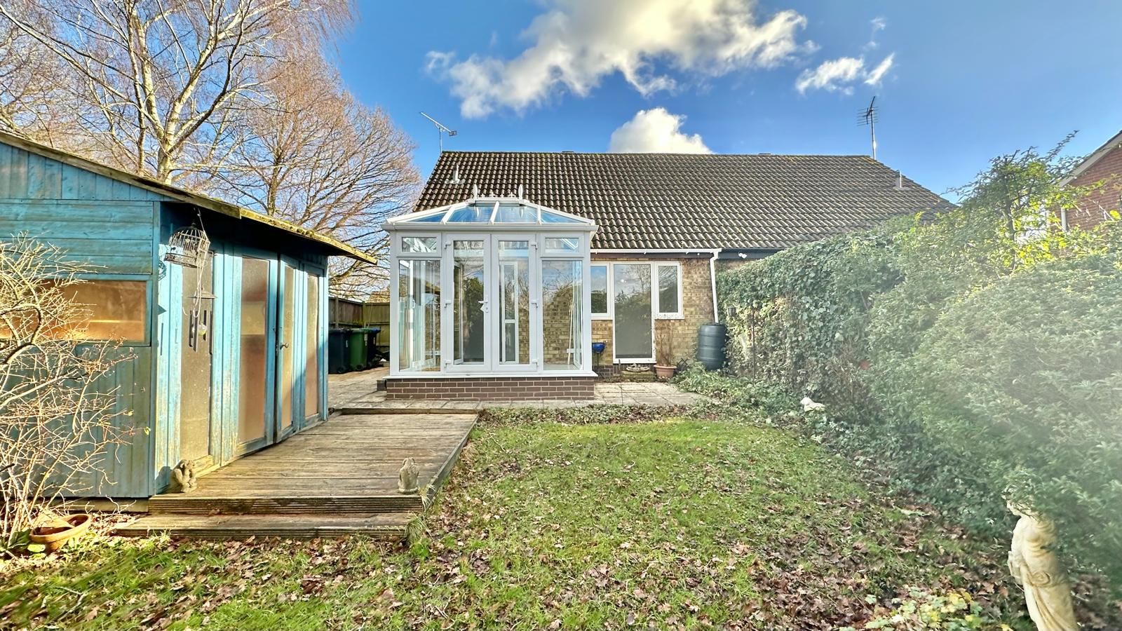2 bedroom semi-detached bungalow Sold in Coventry - Photograph 18.