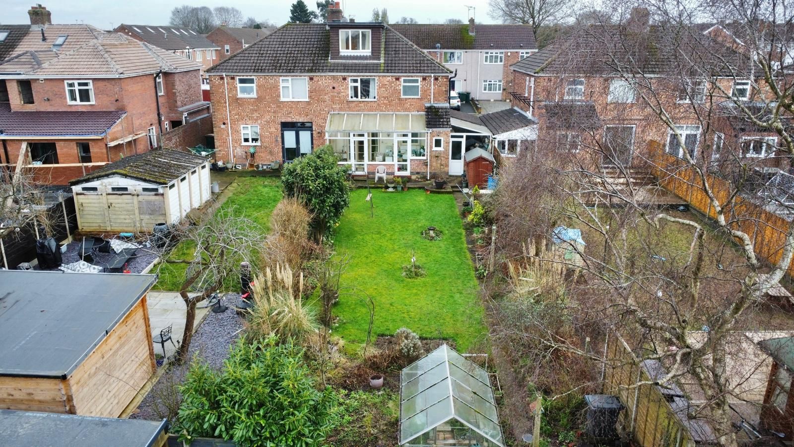 4 bedroom semi-detached house Sold in Coventry - Photograph 2.