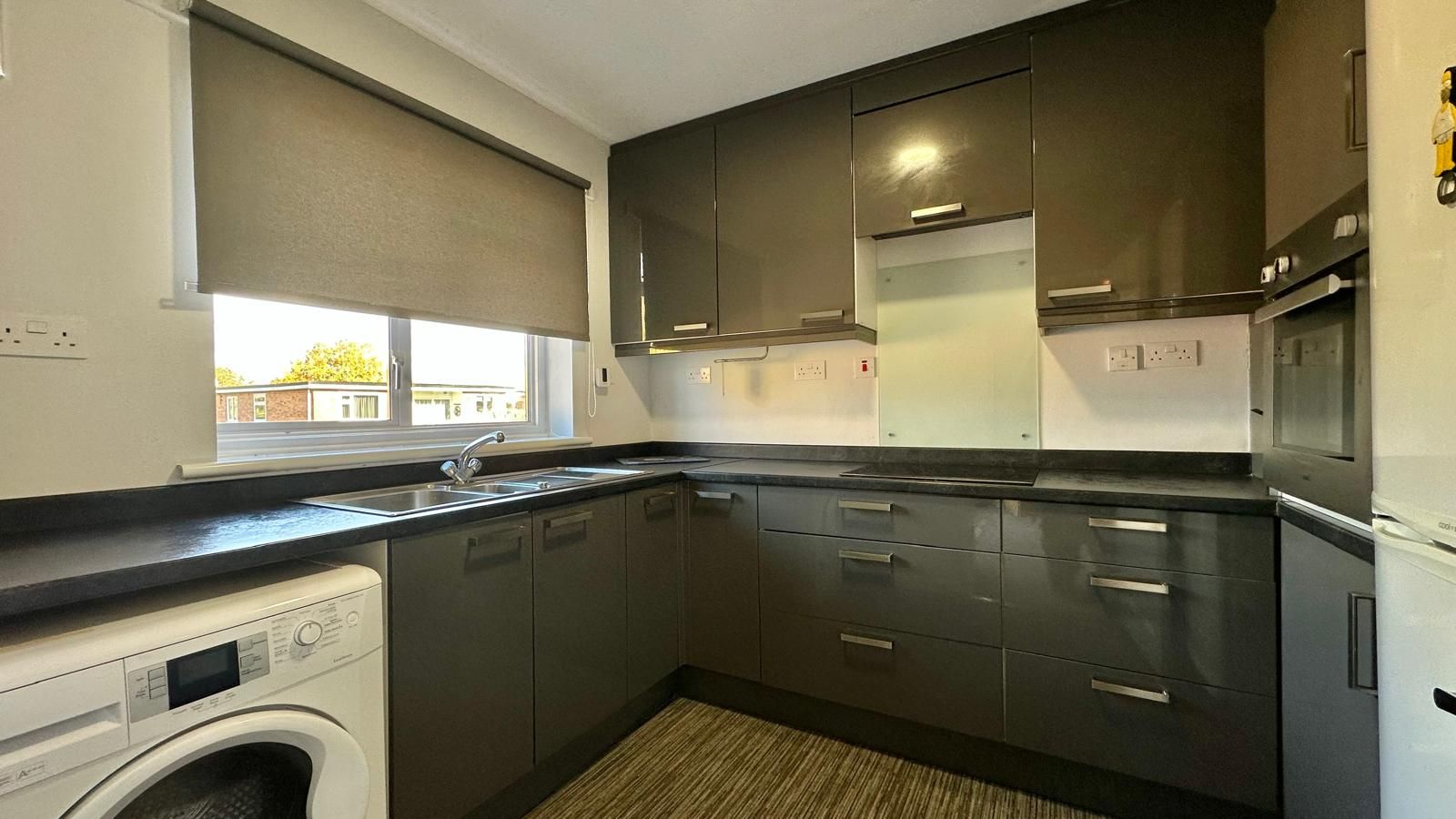 2 bedroom apartment flat/apartment SSTC in Coventry - Photograph 4.