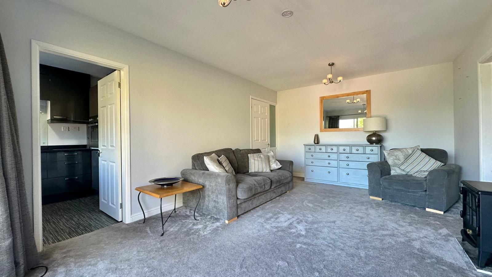 2 bedroom apartment flat/apartment SSTC in Coventry - Photograph 6.