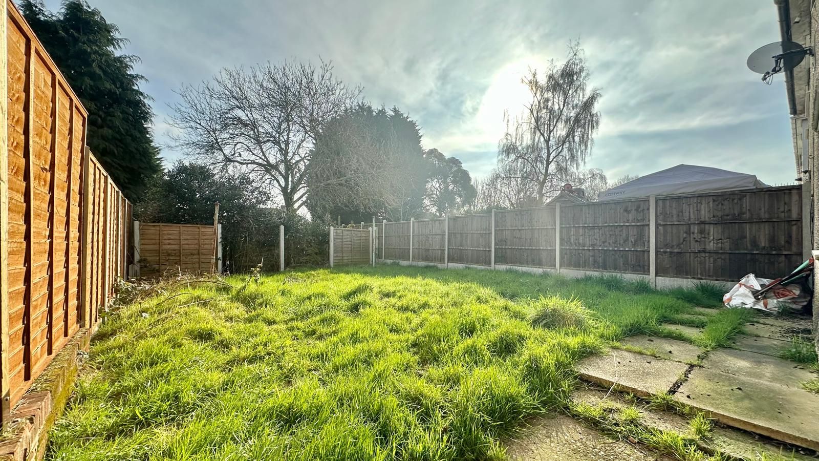 3 bedroom semi-detached house For Sale in Coventry - Photograph 21.