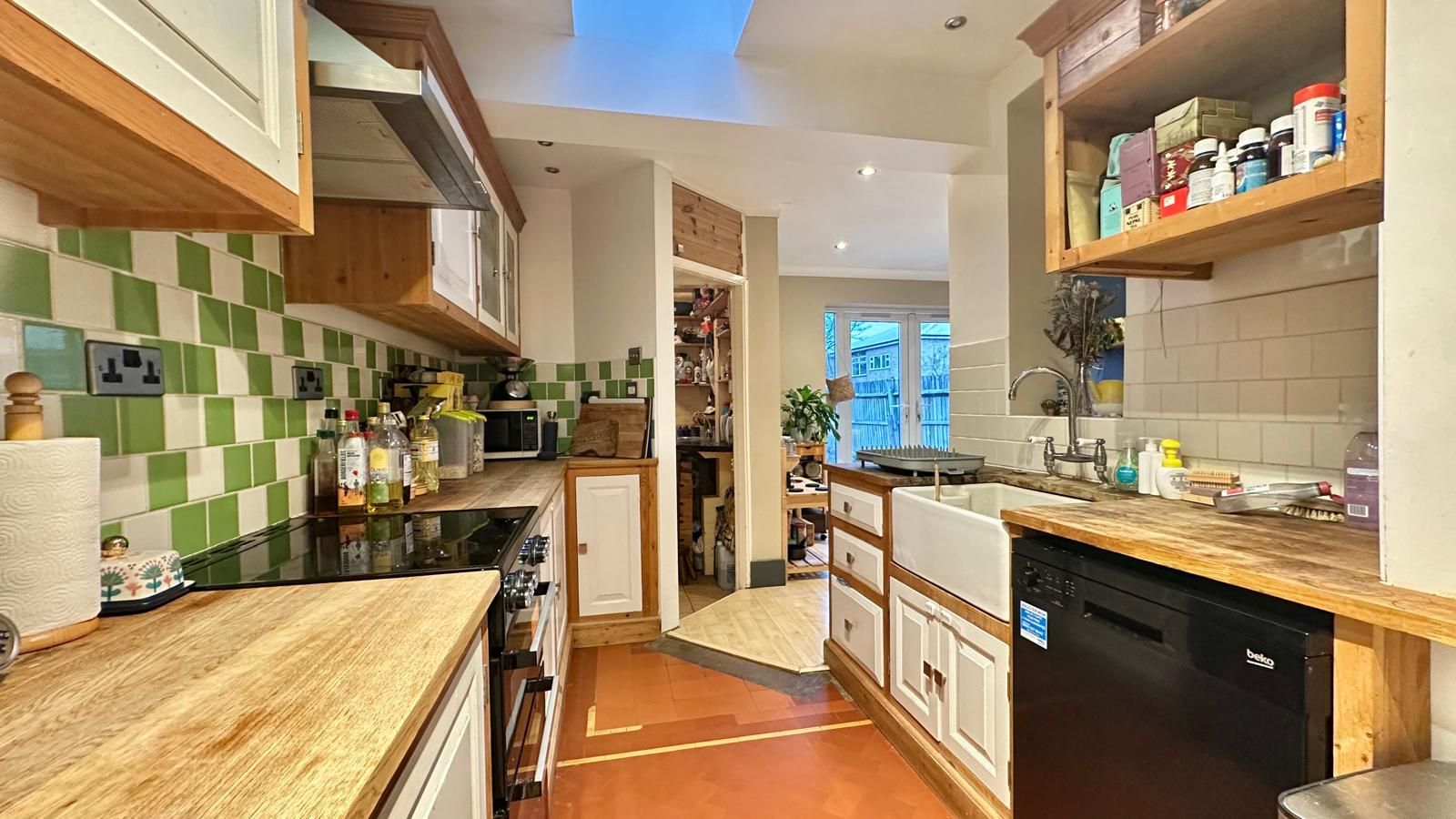 3 bedroom mid terraced house For Sale in Coventry - Photograph 7.