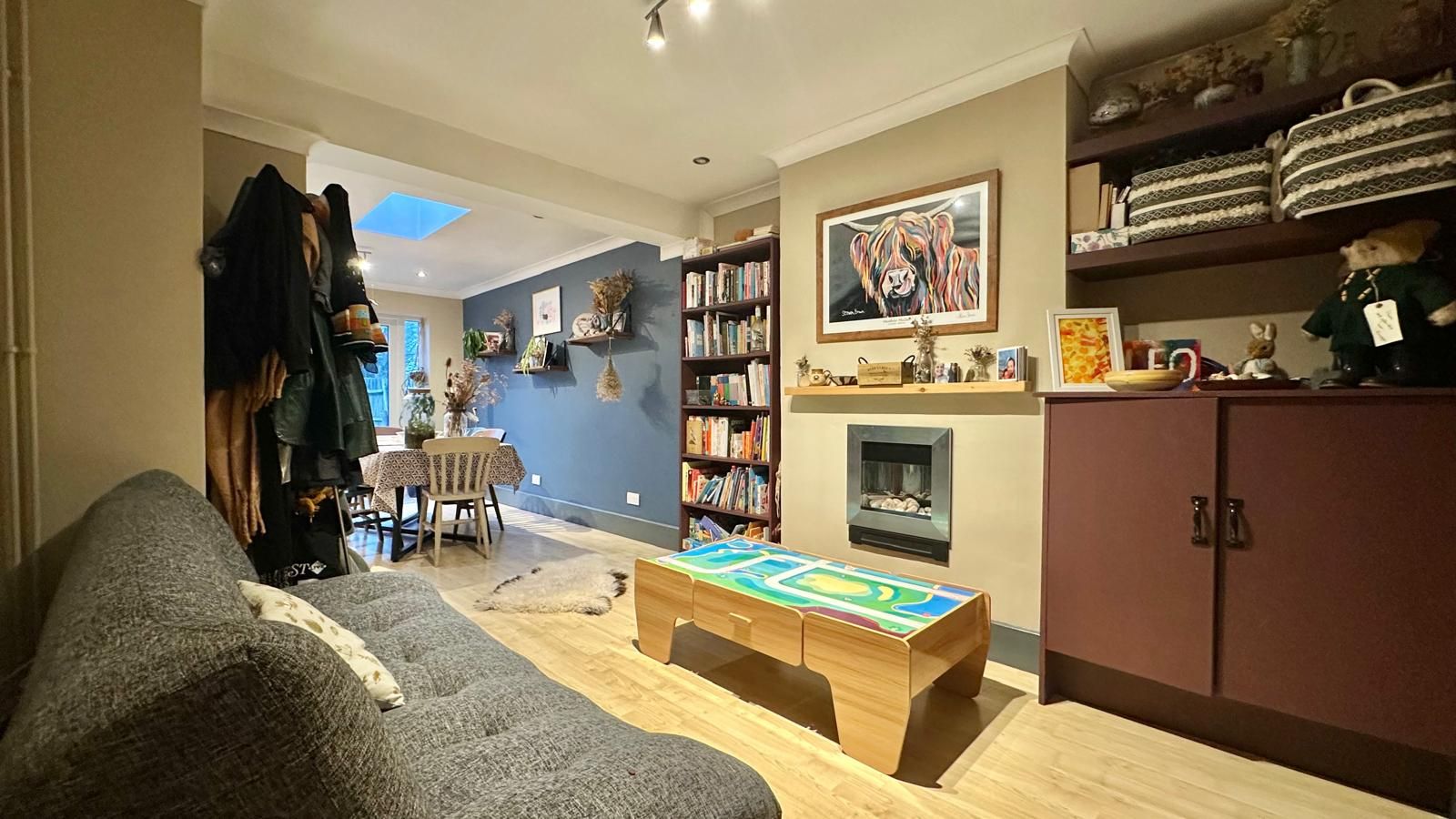 3 bedroom mid terraced house For Sale in Coventry - Photograph 9.