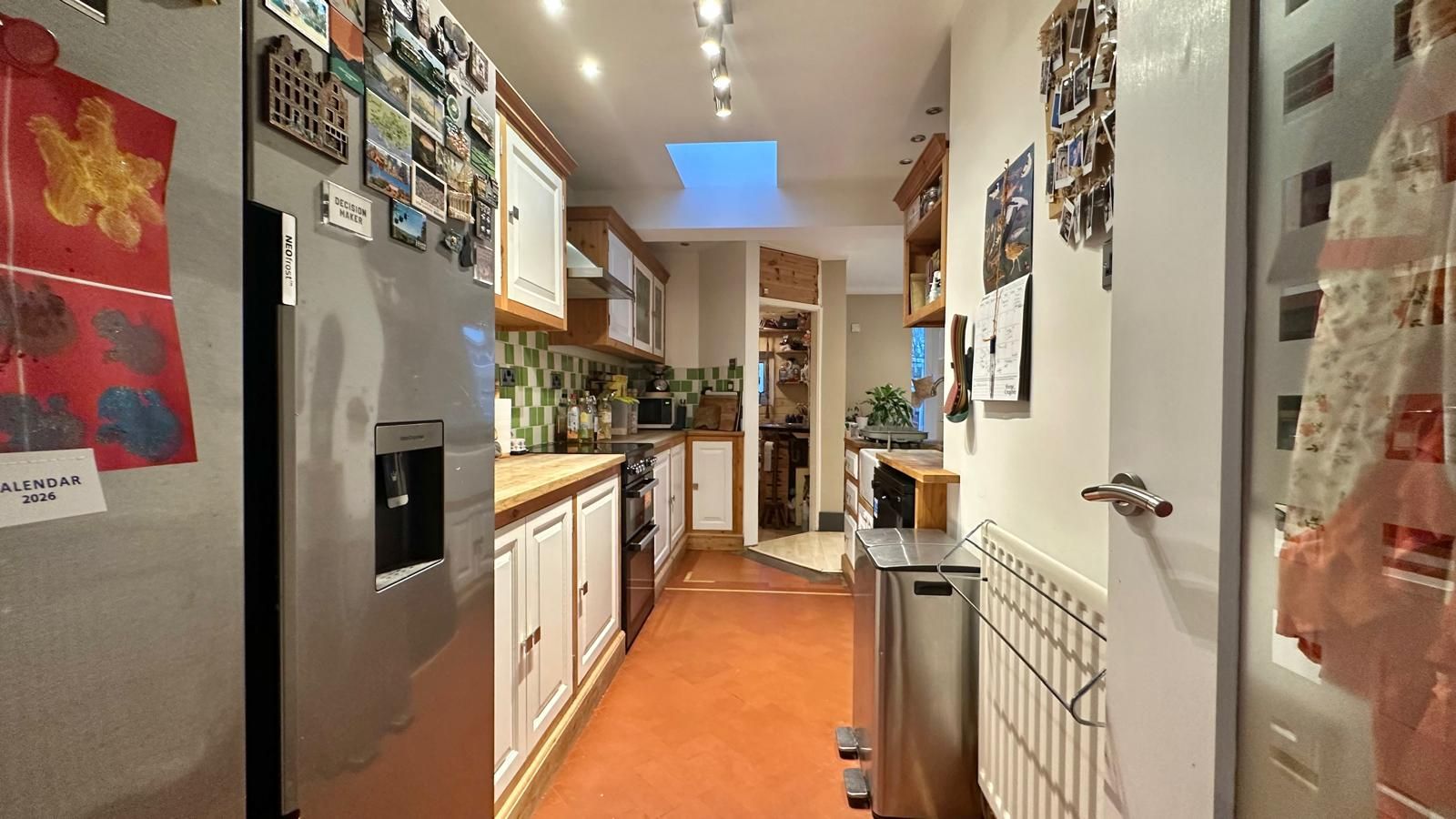 3 bedroom mid terraced house For Sale in Coventry - Photograph 6.